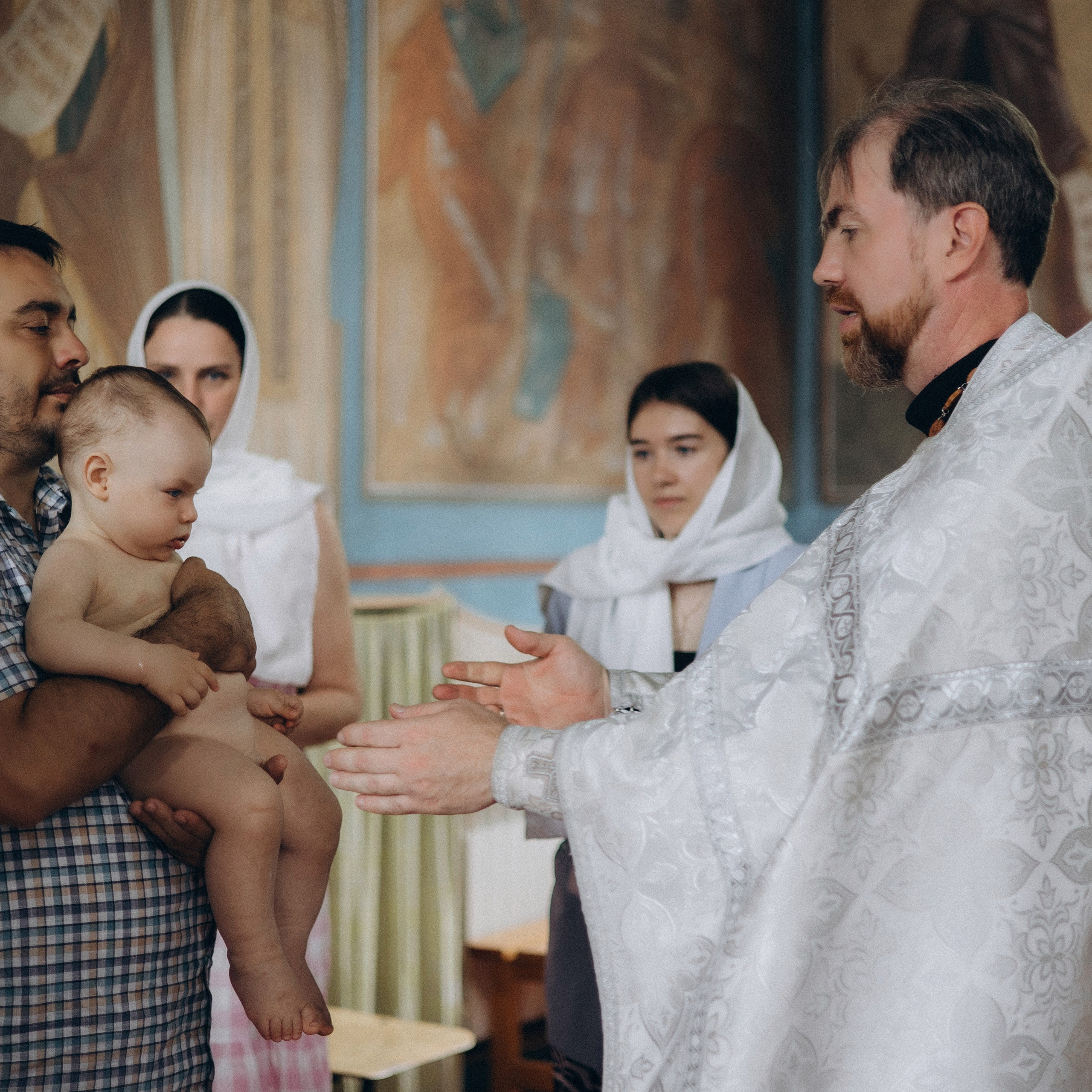 Крещение Сашеньки. Женский семейный фотограф Барнаул Евгения Власова
