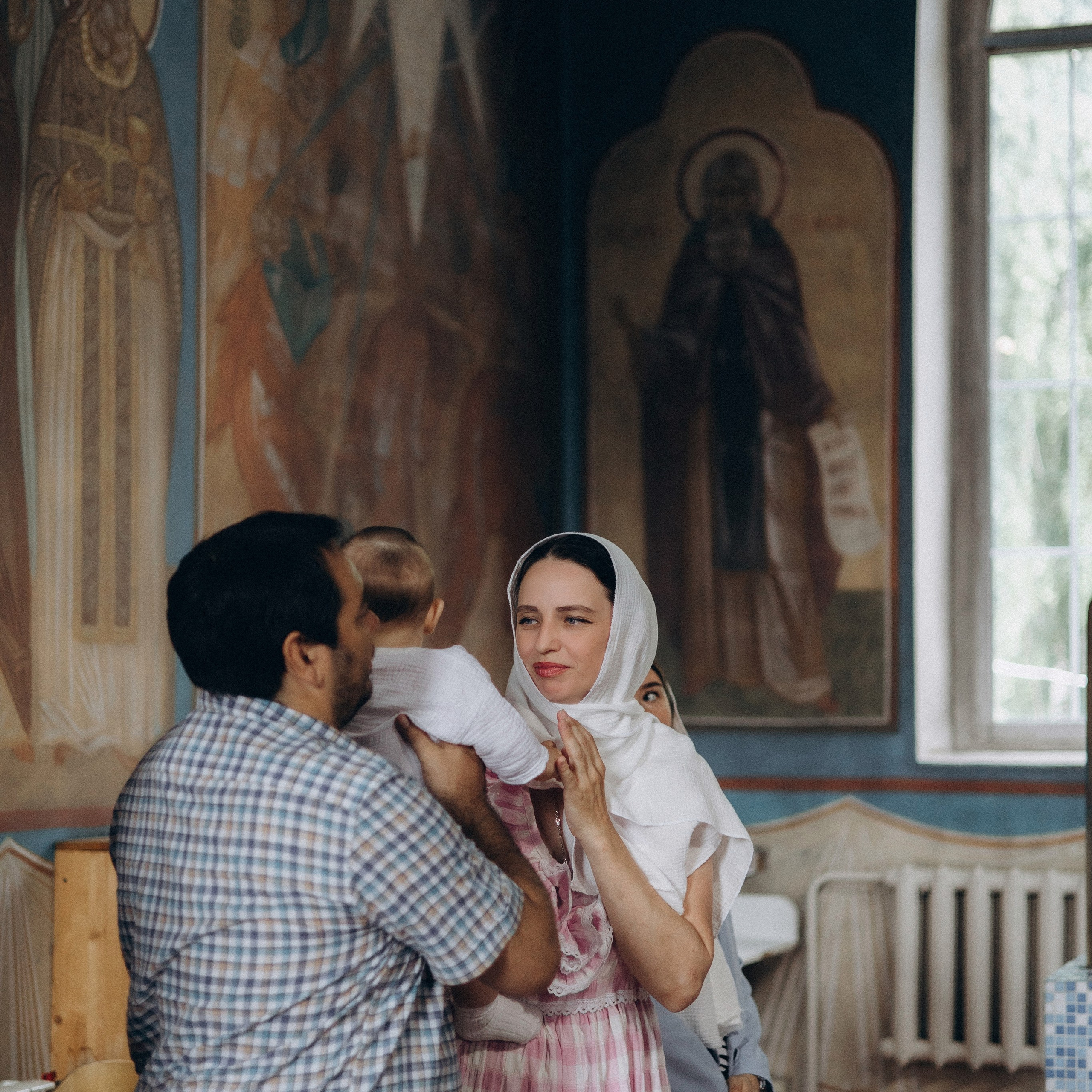 Крещение Сашеньки. Женский семейный фотограф Барнаул Евгения Власова