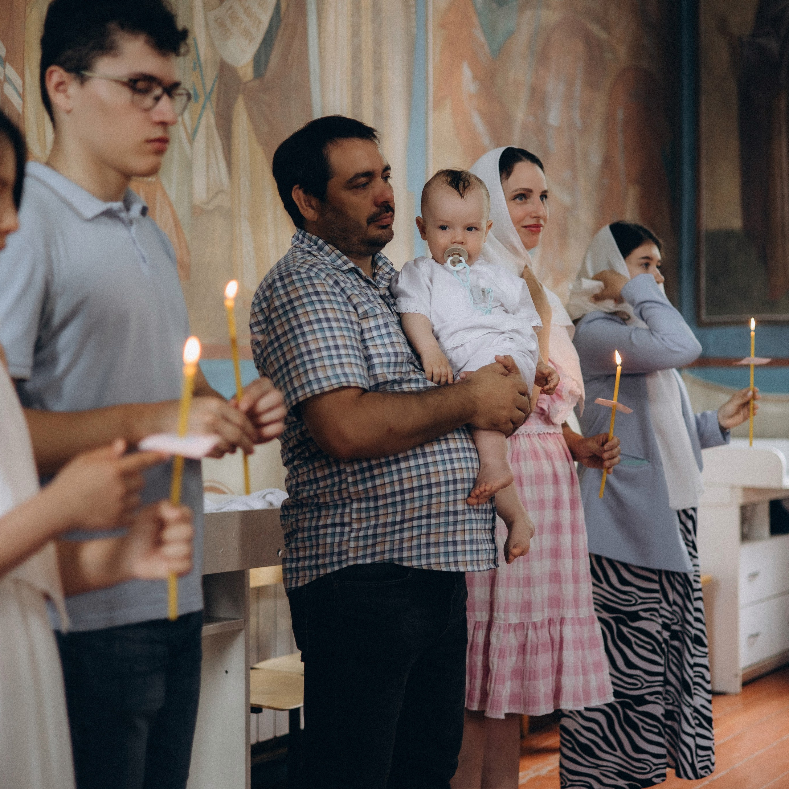 Крещение Сашеньки. Женский семейный фотограф Барнаул Евгения Власова