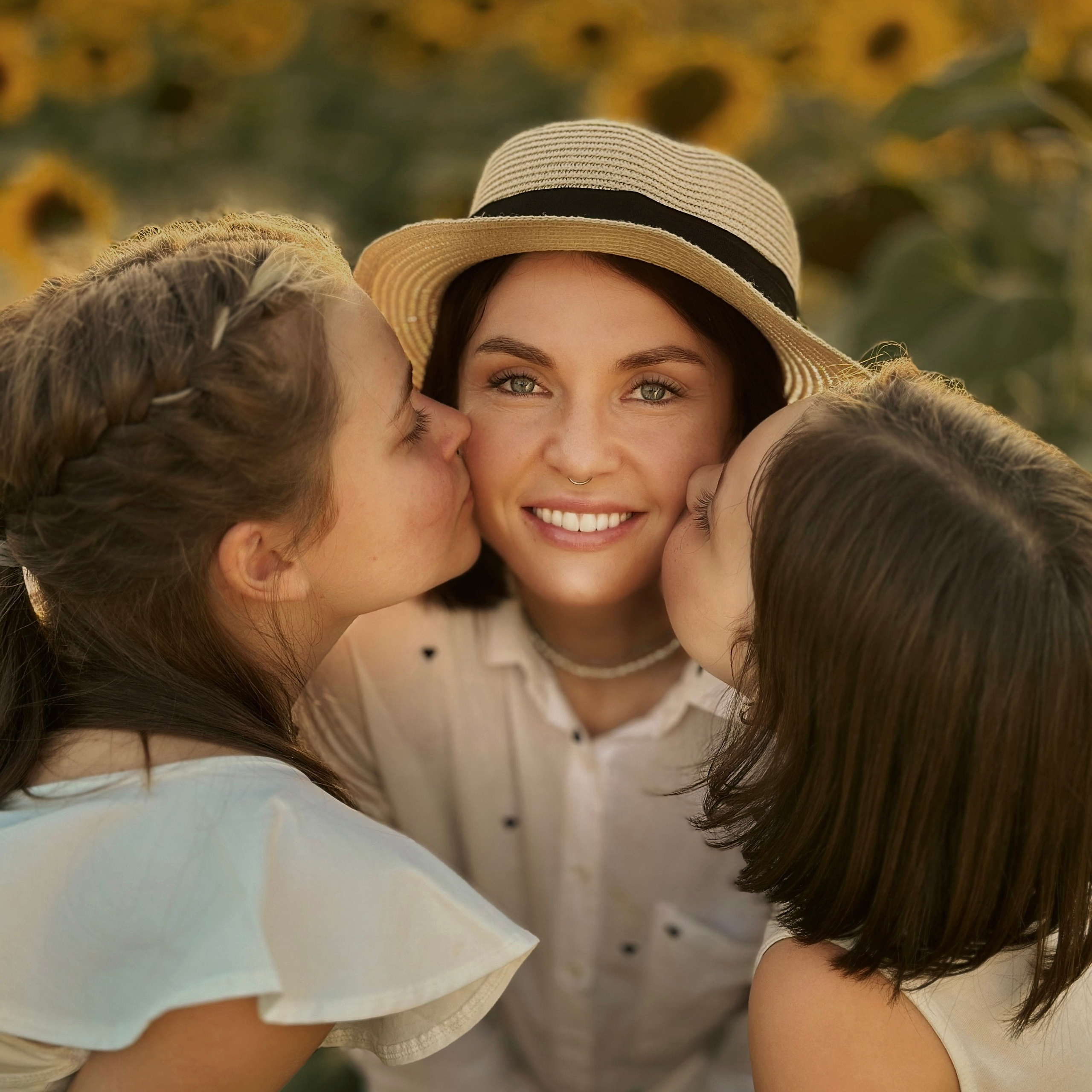 Ирина с дочками