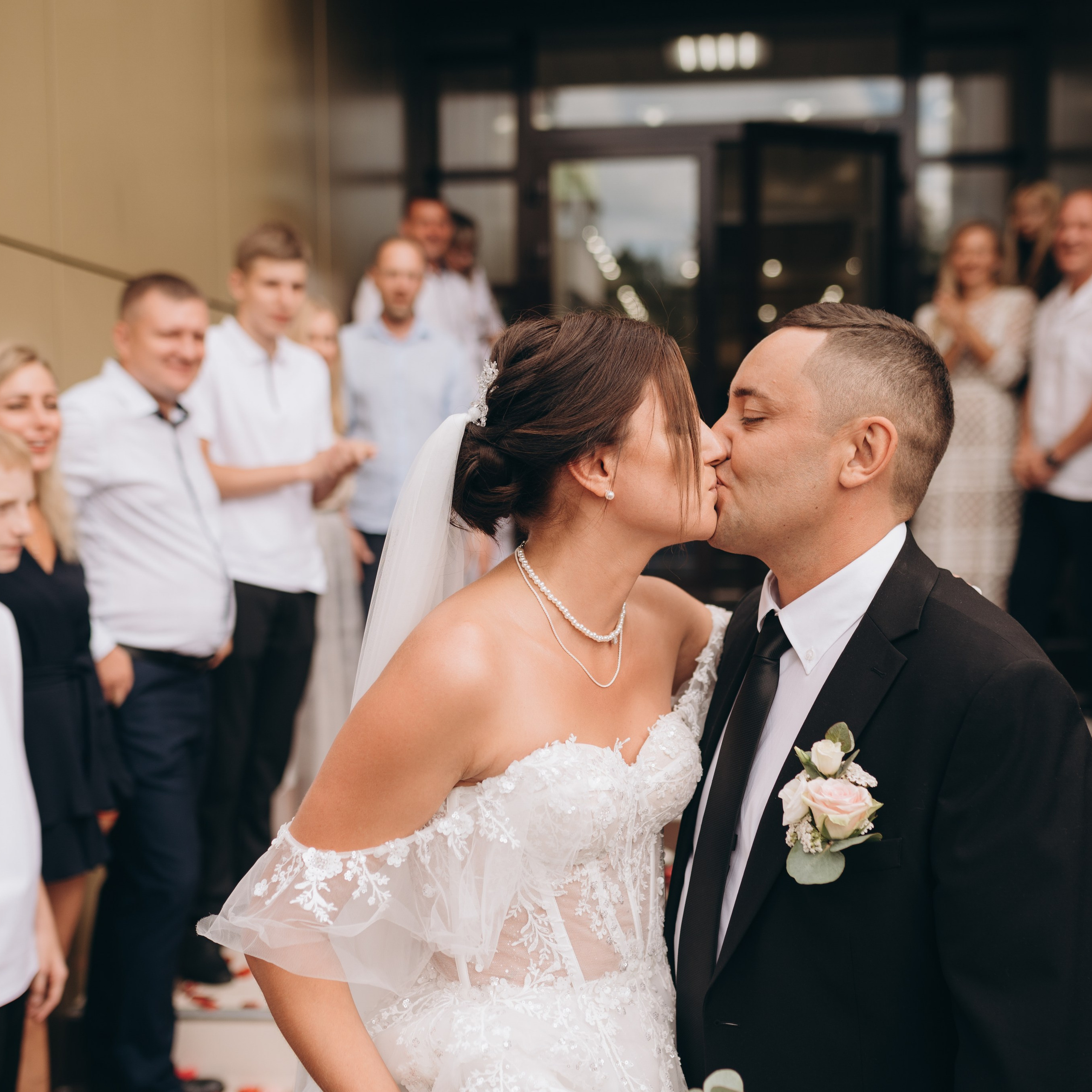 Свадебная фотосессия в Усть-Илимске. Свадебный фотограф Усть-Илимск. Фотограф Усть-Илимска