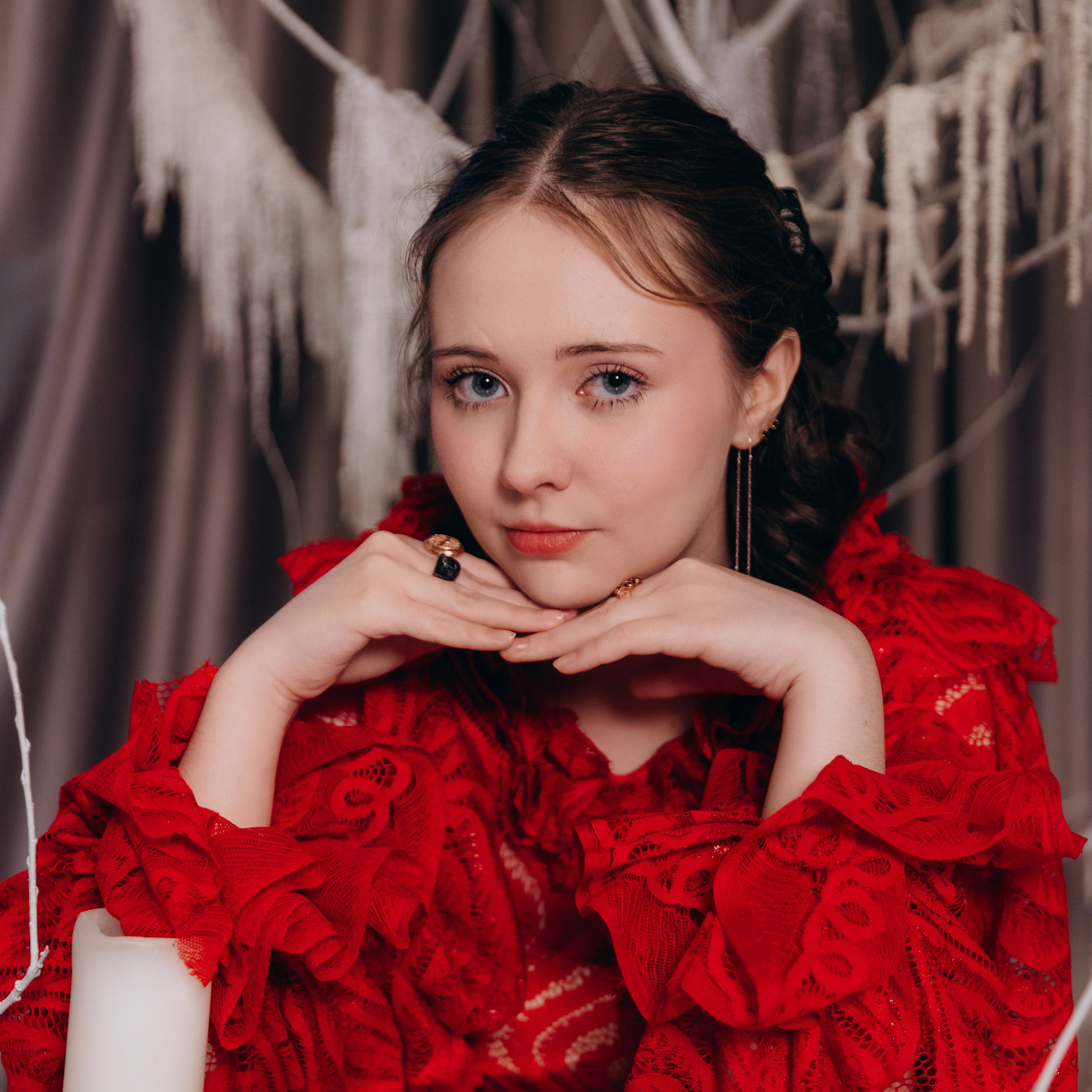 Полина