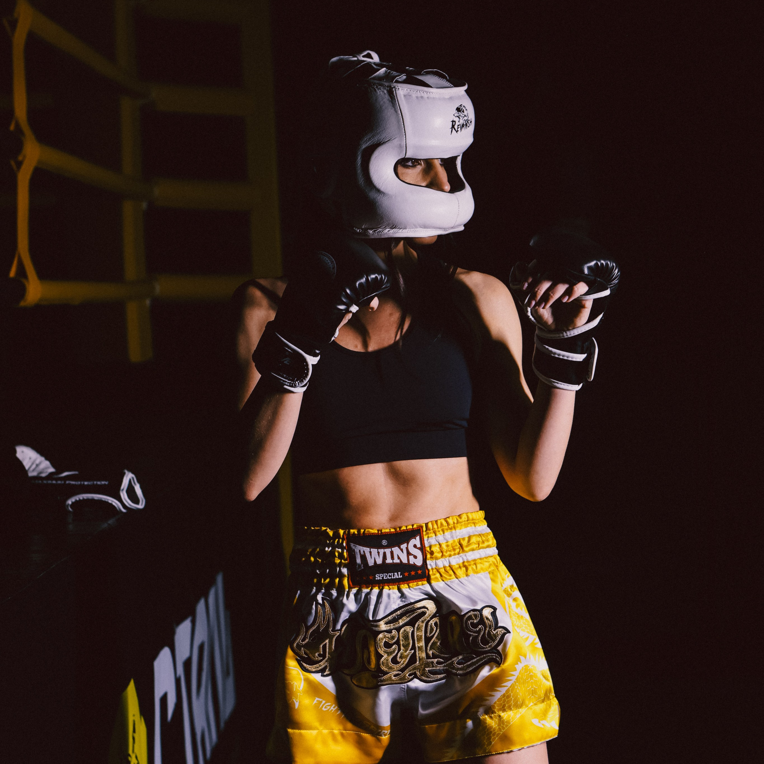 Анонсы. Контакты