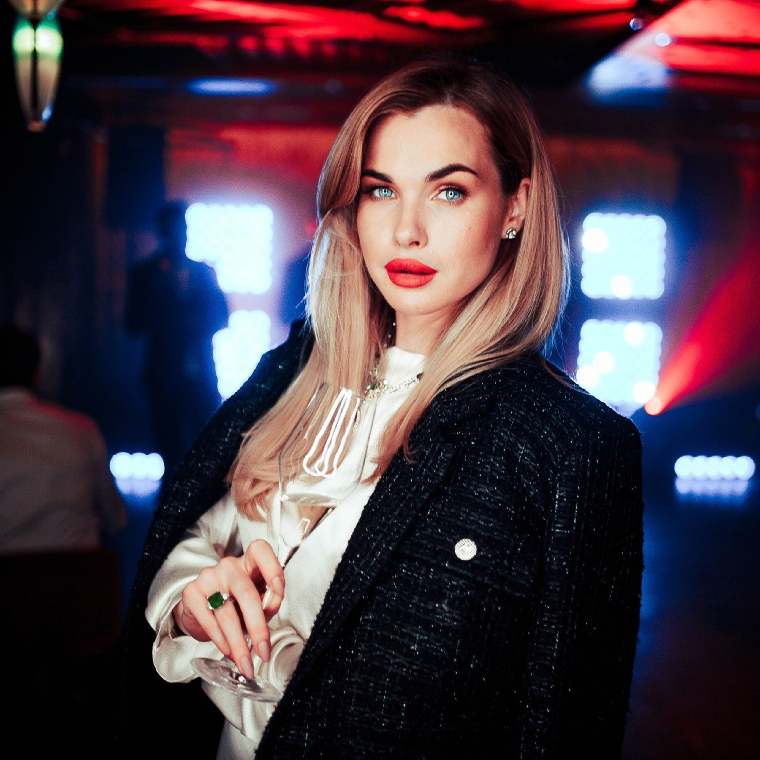 Автерпати «Собака ру»