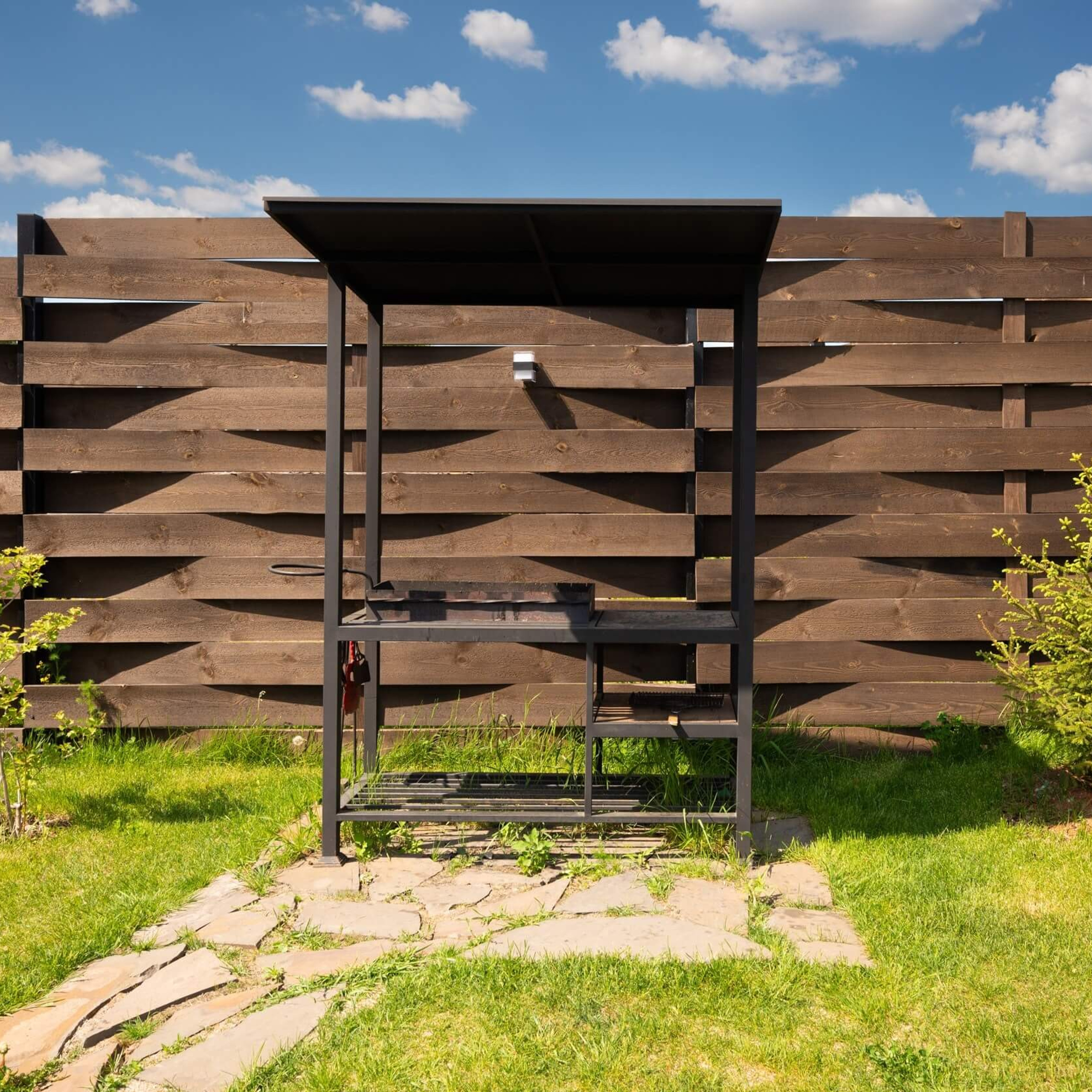 Треугольный дом в аренду на 6 человек - 50 км от МКАД. Коттедж А-фрейм с баней и уличным чаном в Подмосковье - в аренду для отдыха