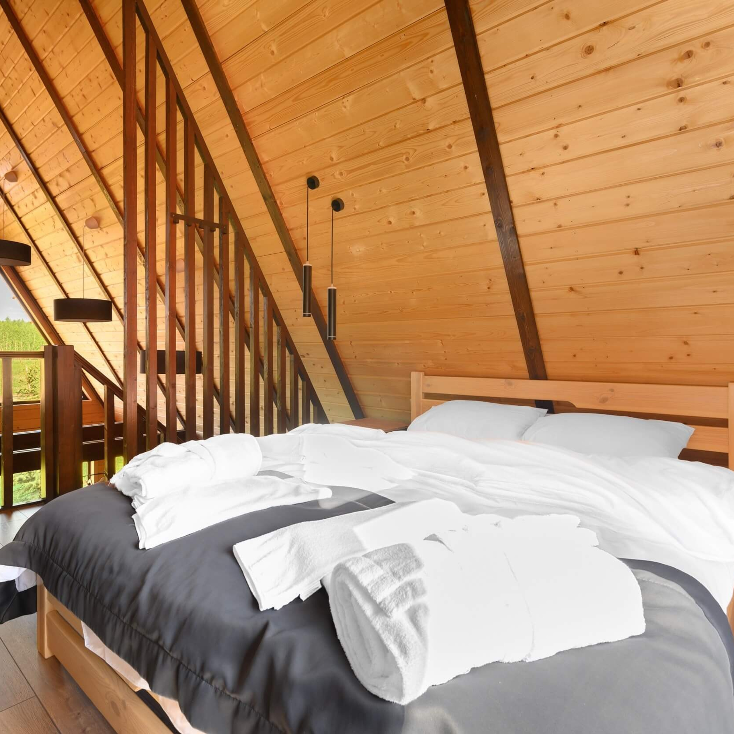 Треугольный дом в аренду на 6 человек - 50 км от МКАД. Коттедж А-фрейм с баней и уличным чаном в Подмосковье - в аренду для отдыха