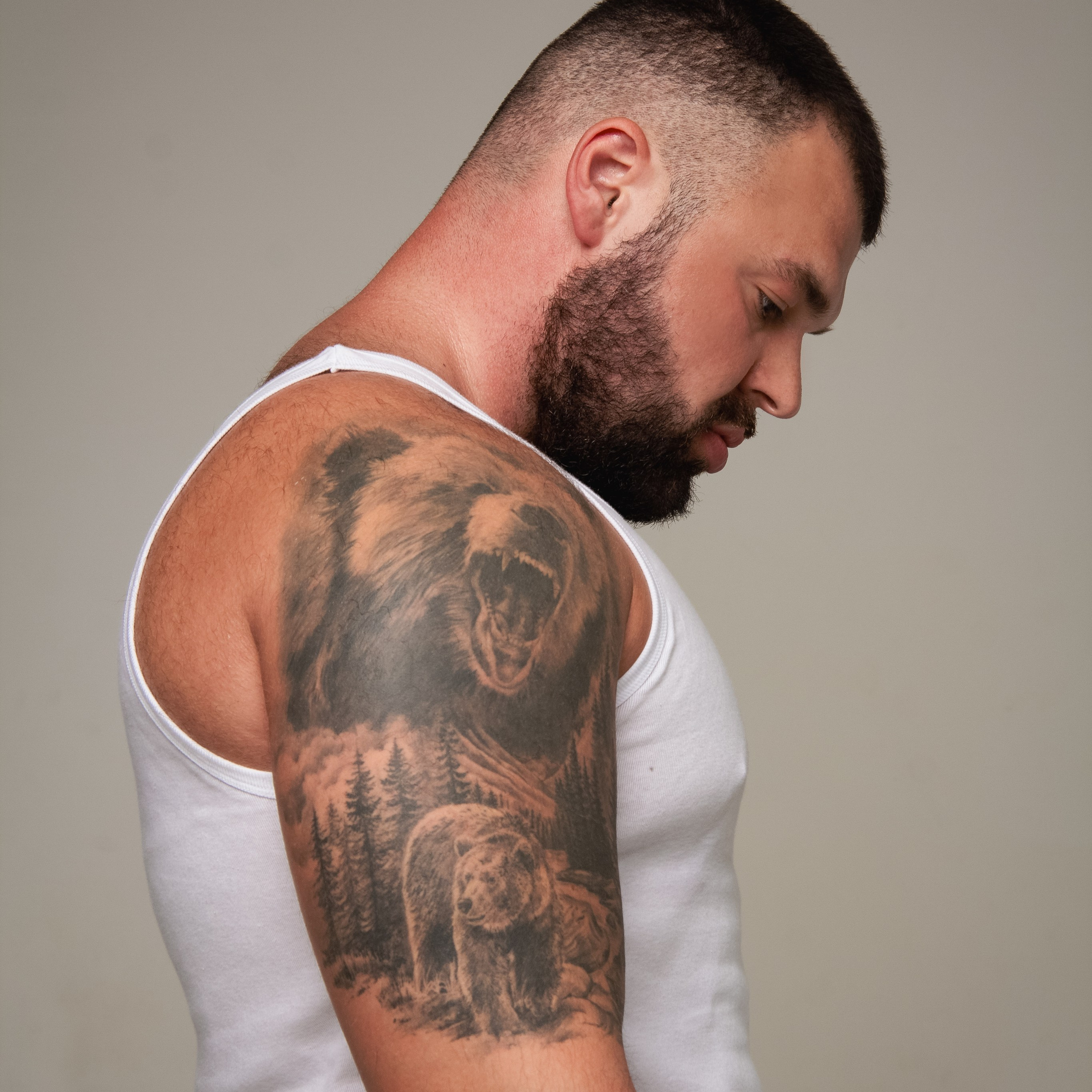 Мужская студийная съёмка