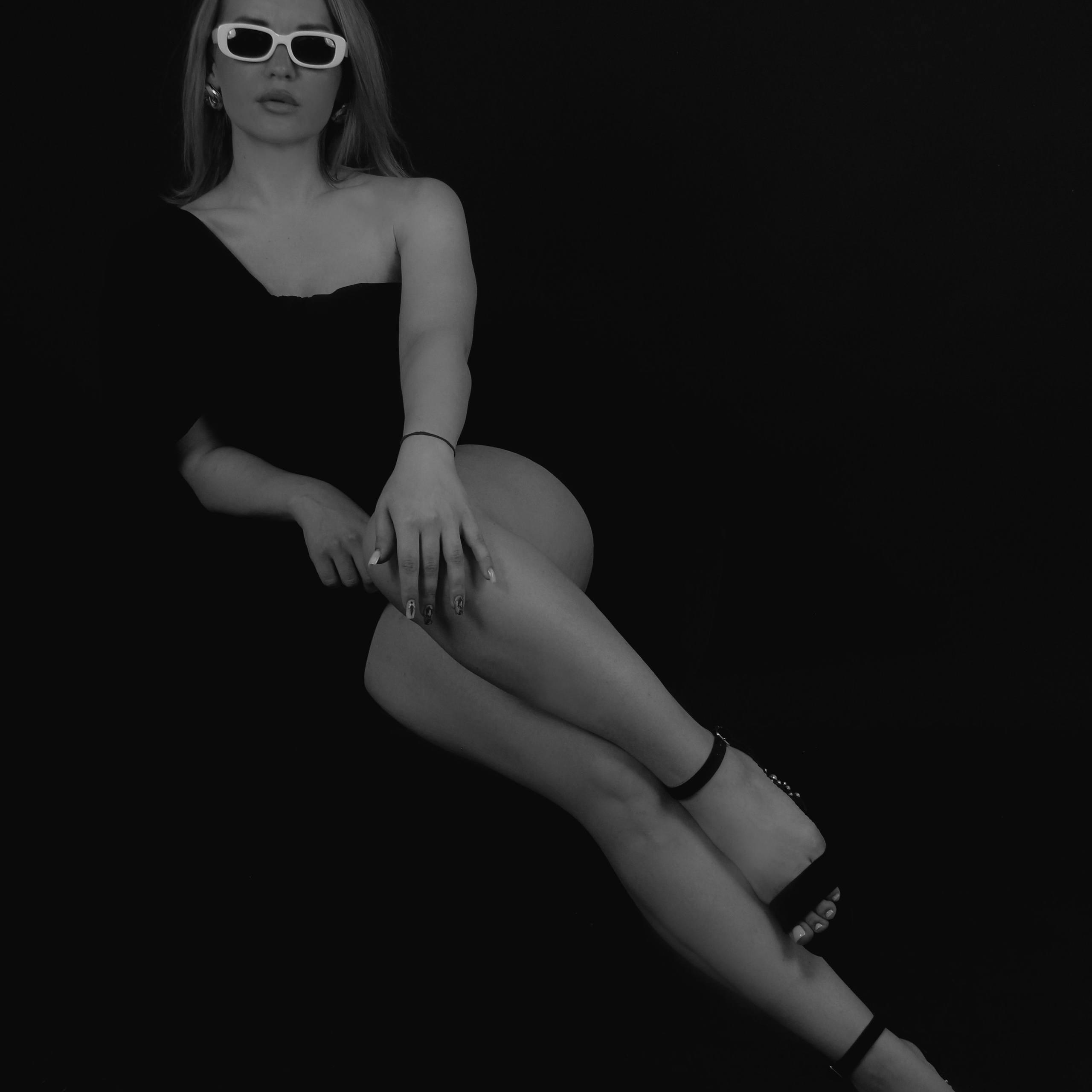 Женская студийная съёмка