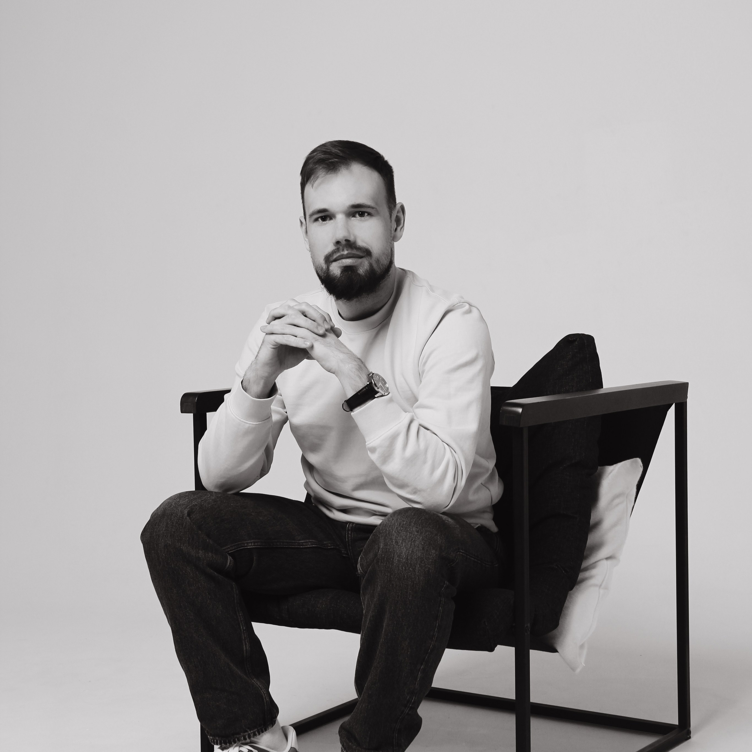 Мужская студийная съёмка