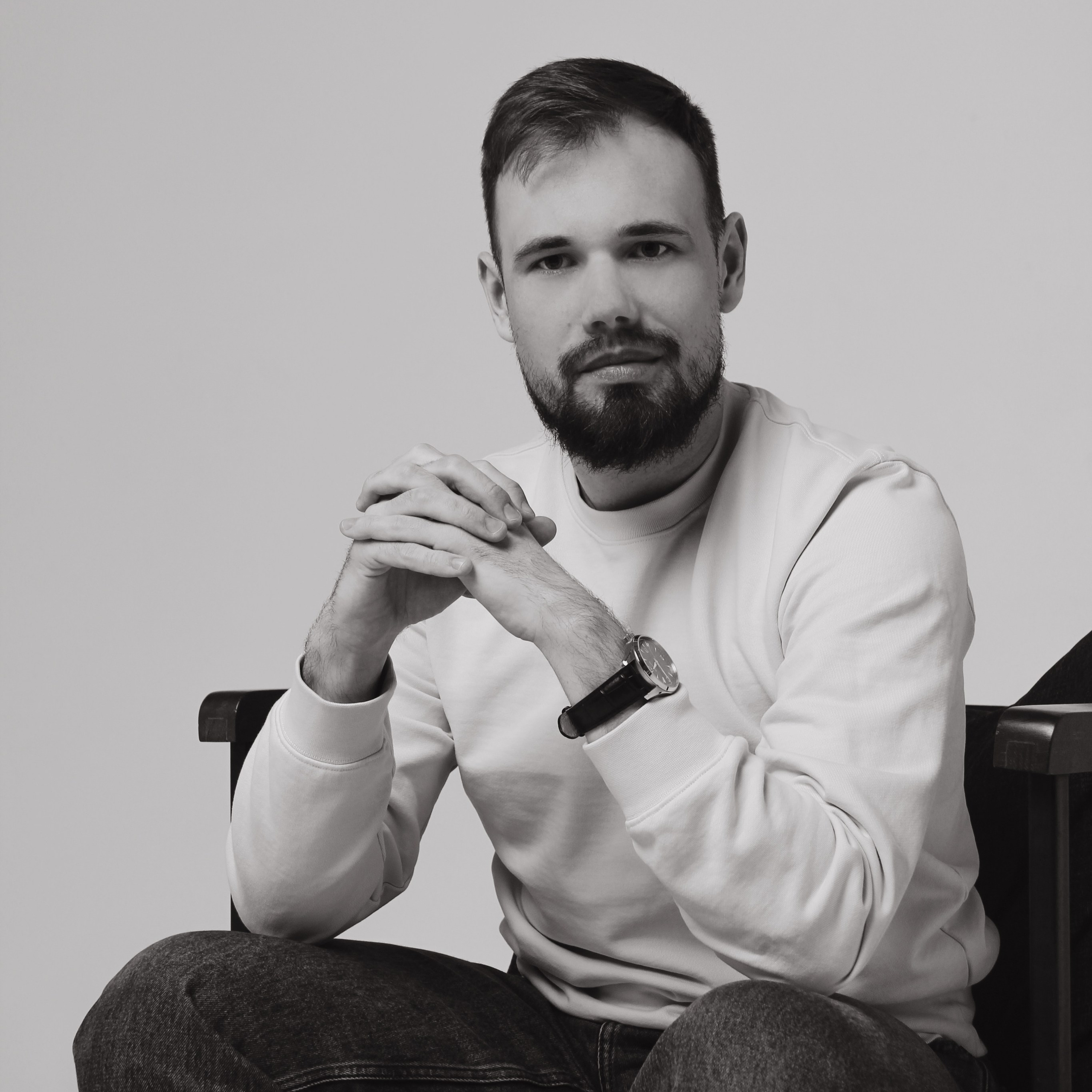 Мужская студийная съёмка