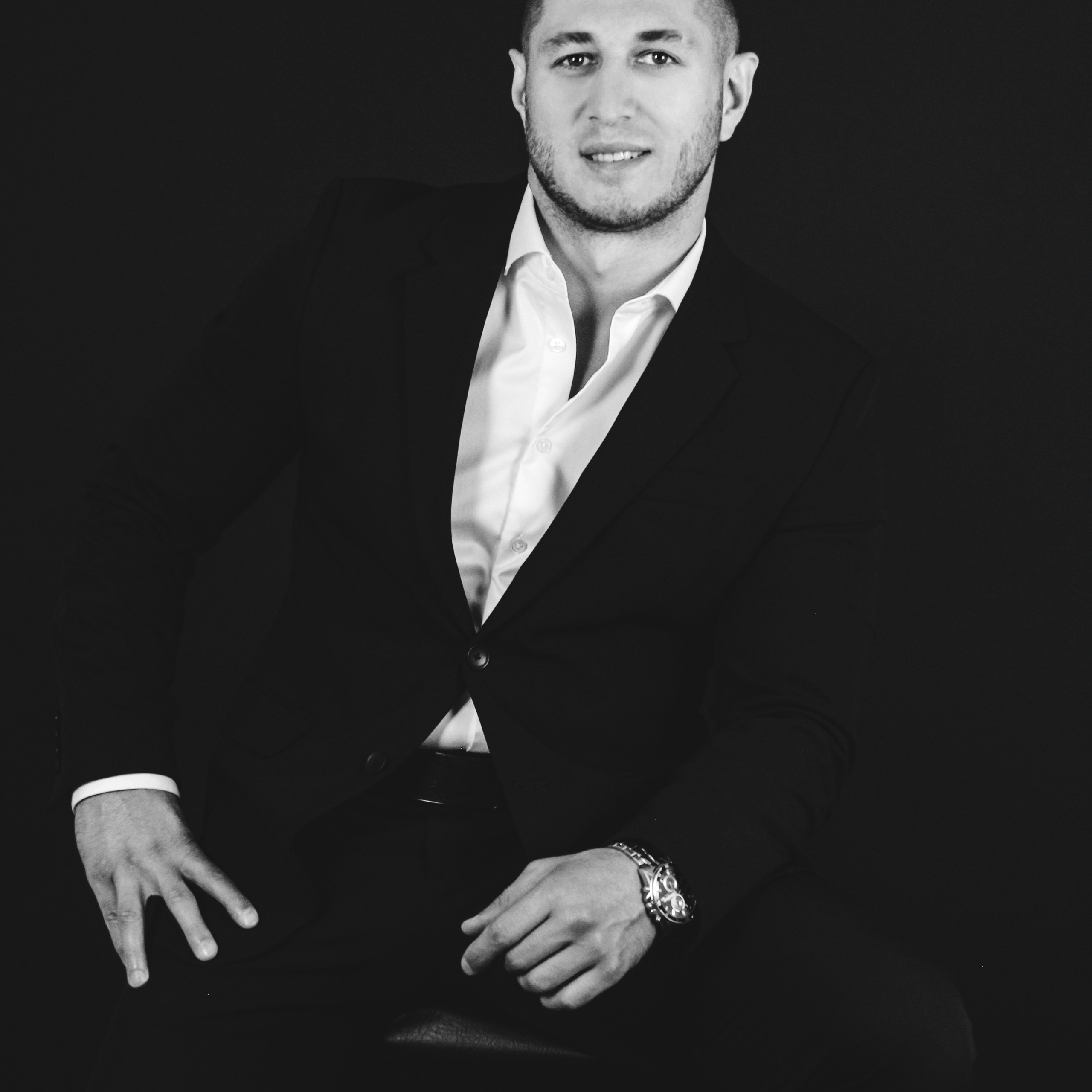 Мужская студийная съёмка