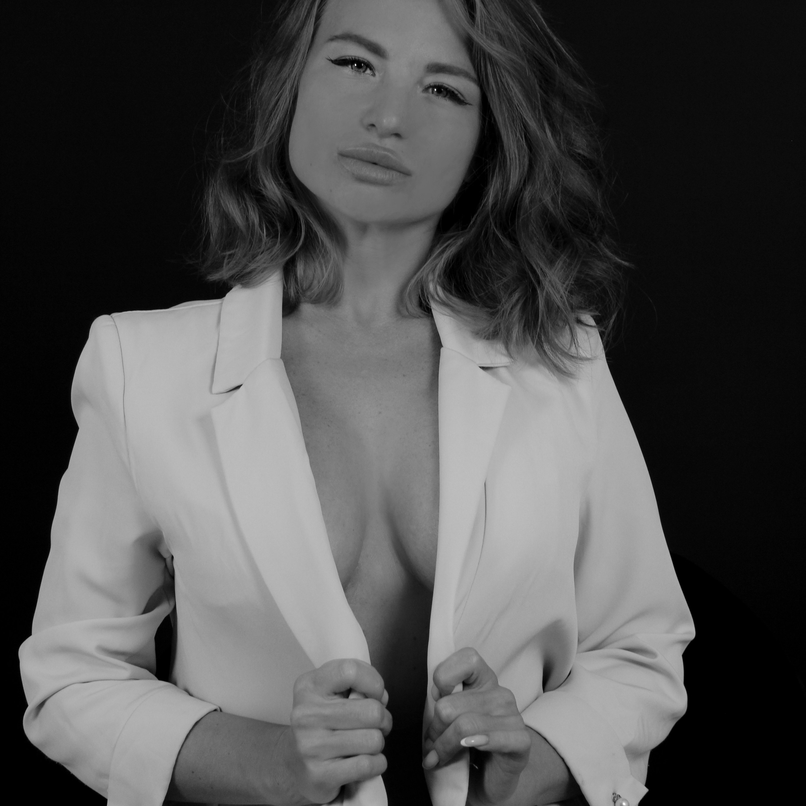 Женская обнажённая съёмка