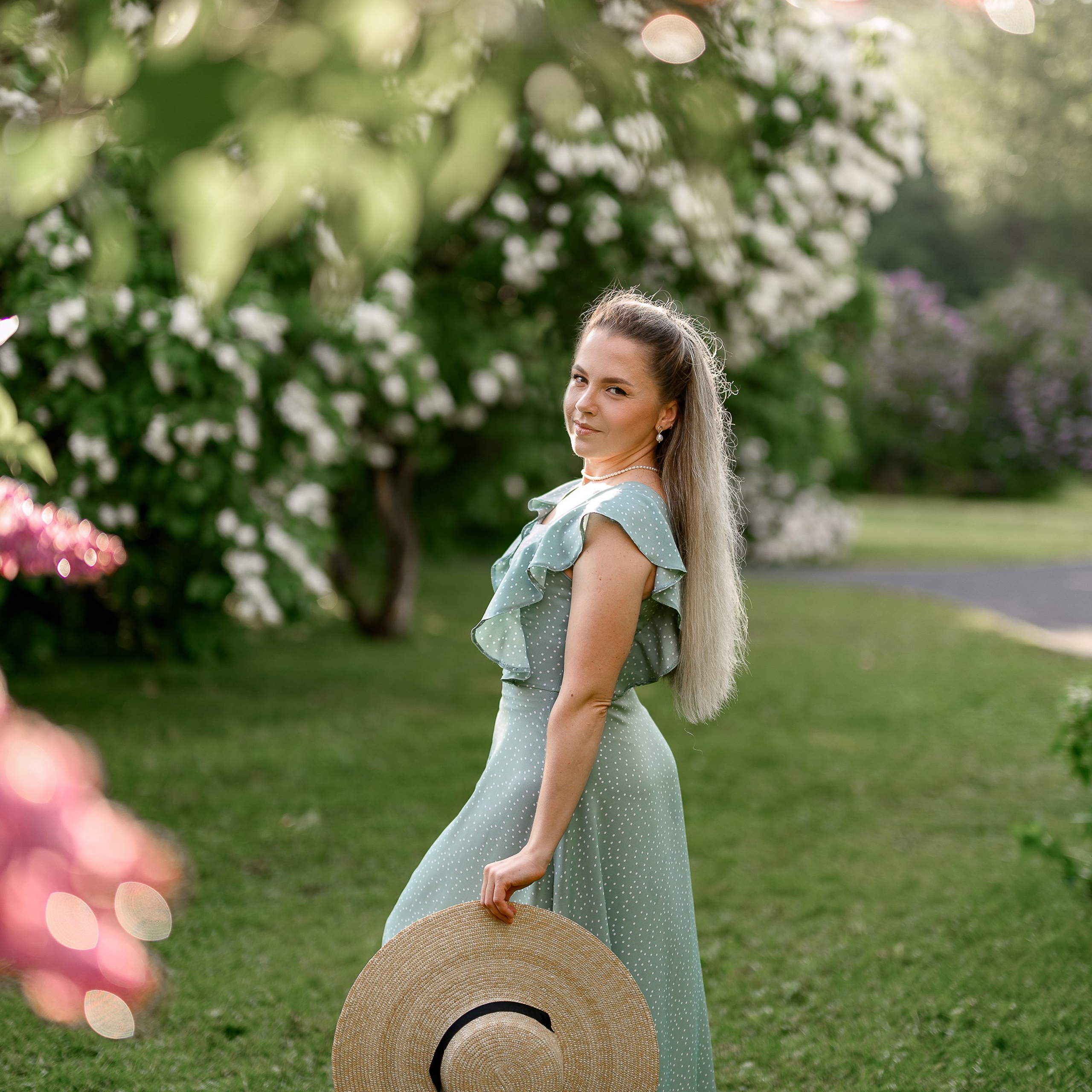 Анастасия. Фотосессия в&nbsp;цветении в&nbsp;Сиреневом саду в&nbsp;Москве