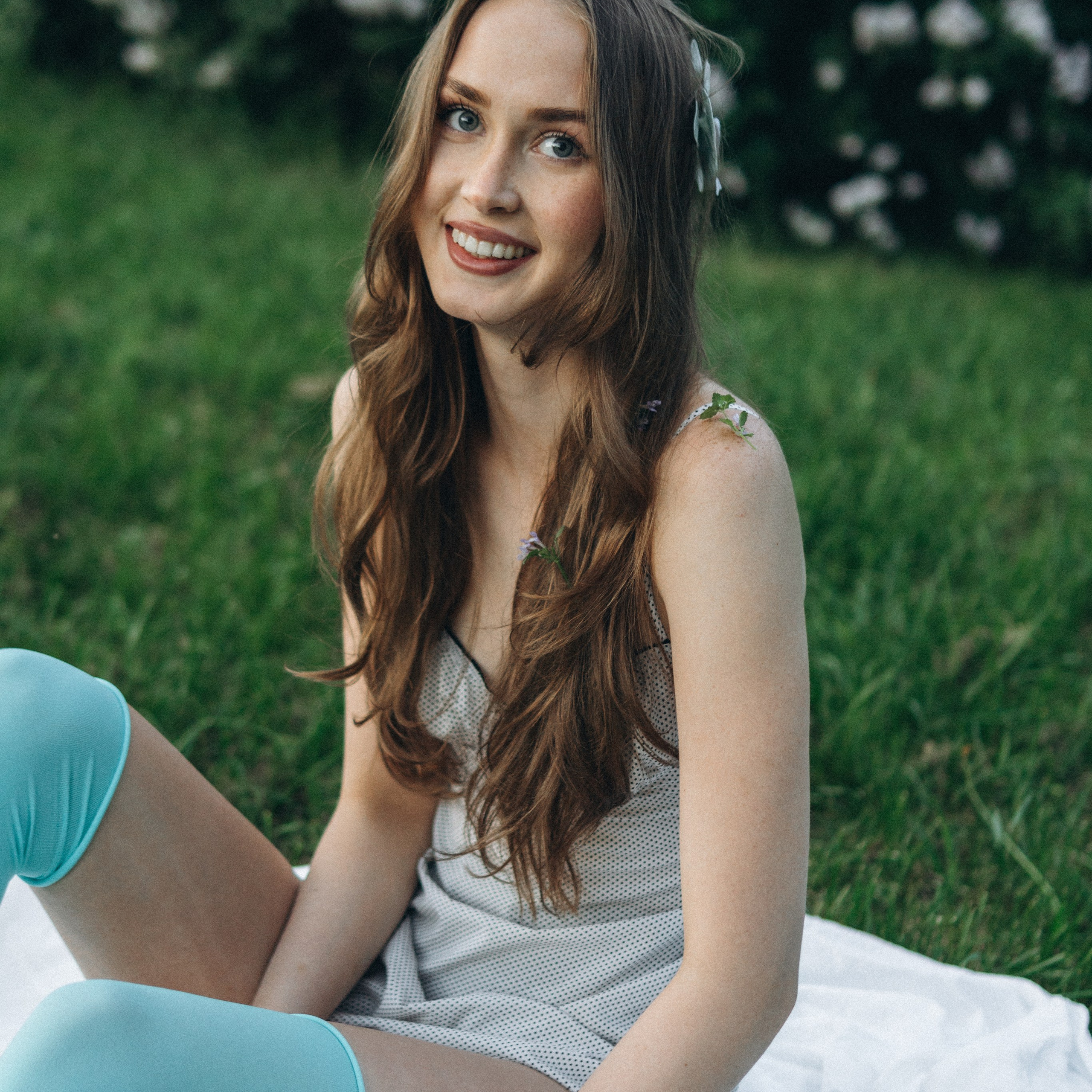 Я — Алёна и я фотографирую красиво (е)
