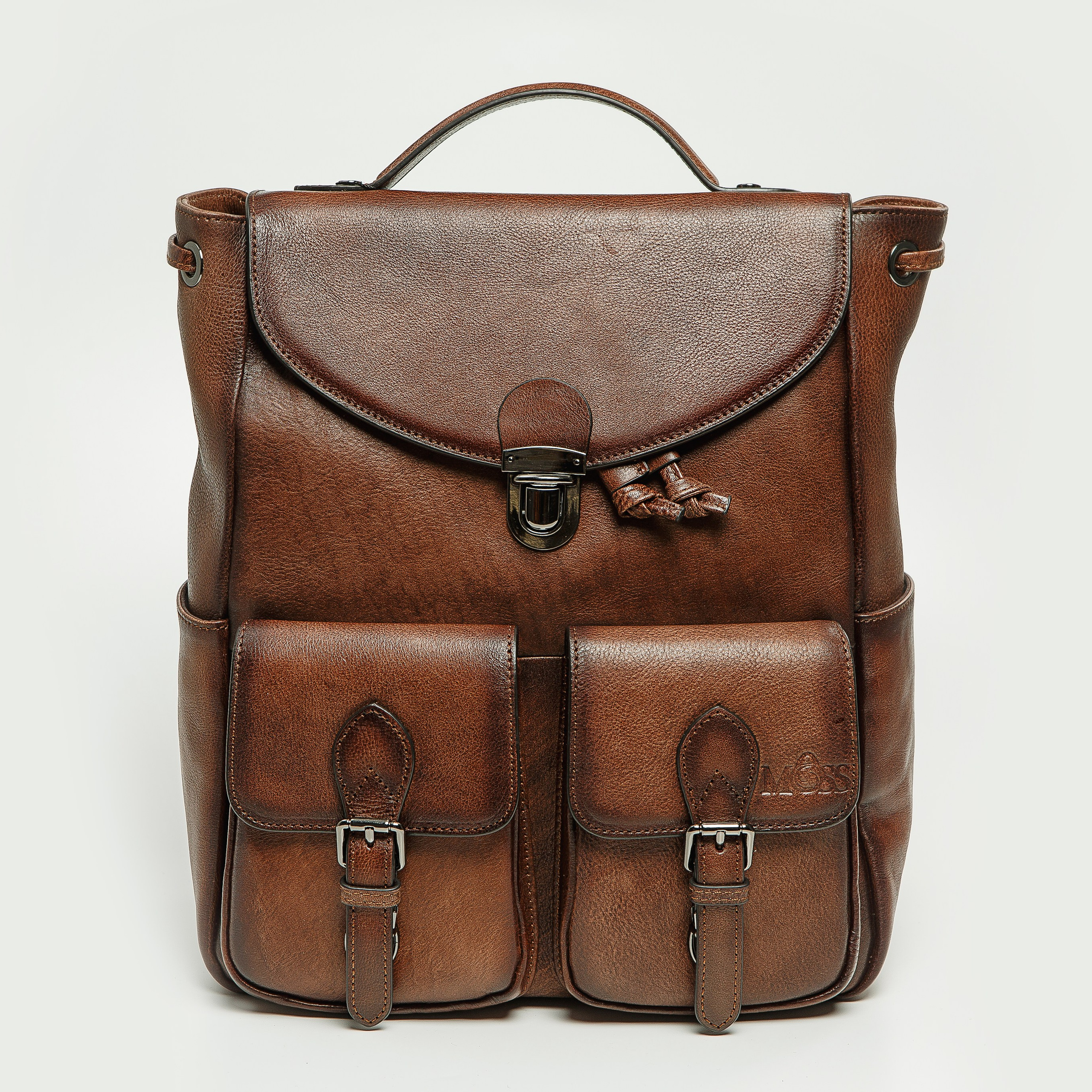 Ильшат Бикмиев — предметный фотограф. Каталог и рекламная съёмка для бизнеса Алматы. Качественные фото для бизнеса, маркетплейсов интернета