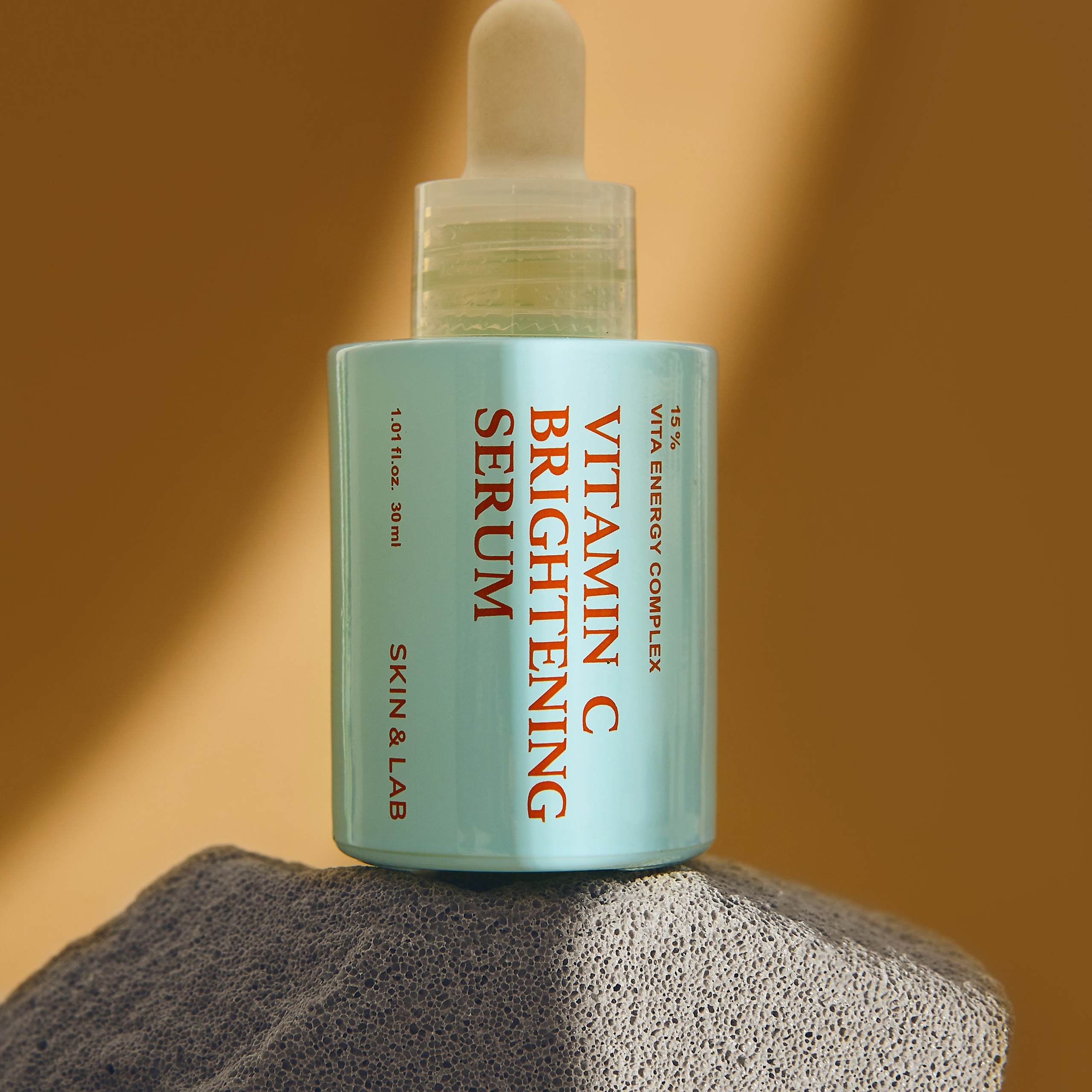 Ильшат Бикмиев — предметный фотограф. Каталог и рекламная съёмка для бизнеса Алматы. Качественные фото для бизнеса, маркетплейсов интернета