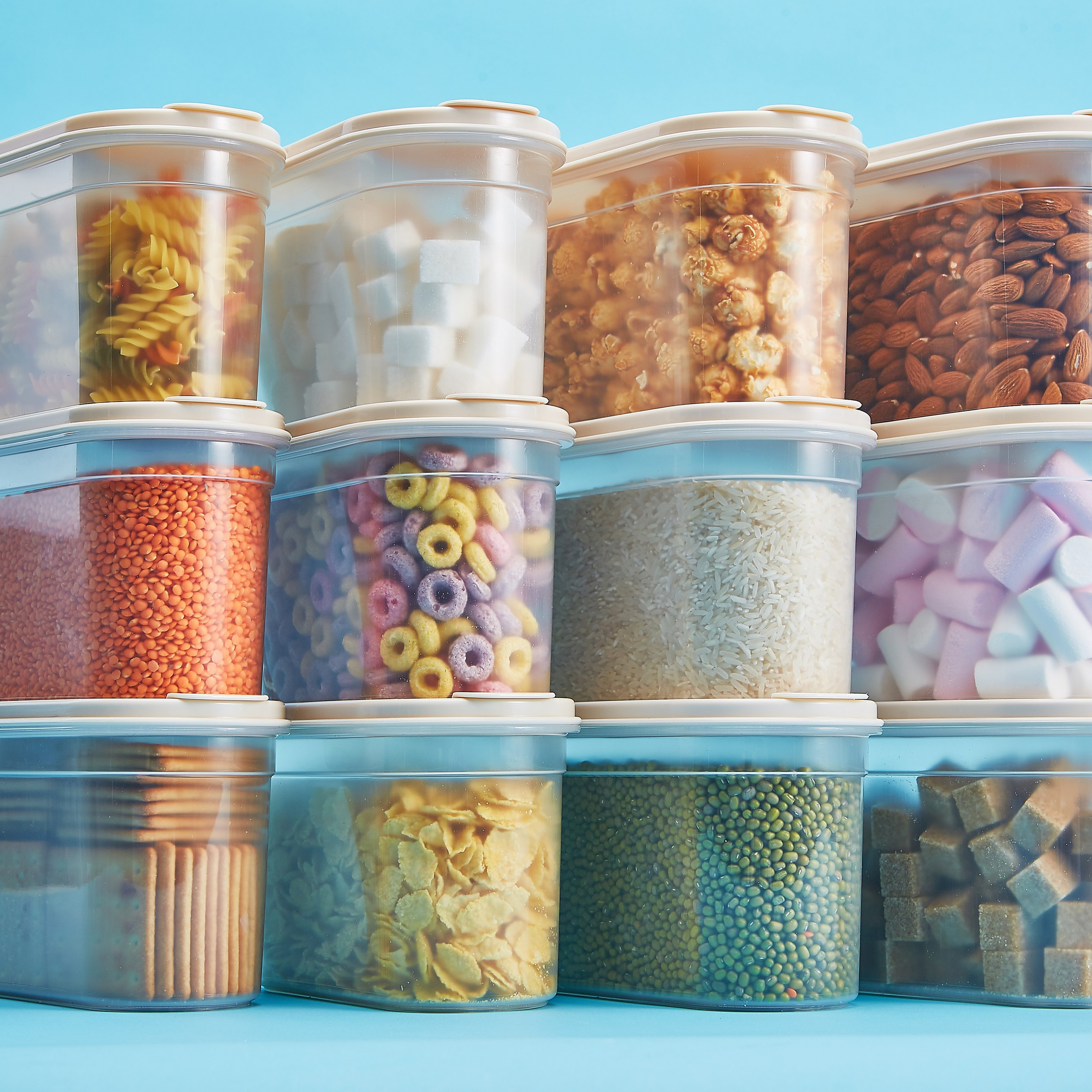 Ильшат Бикмиев — предметный фотограф. Каталог и рекламная съёмка для бизнеса Алматы. Качественные фото для бизнеса, маркетплейсов интернета