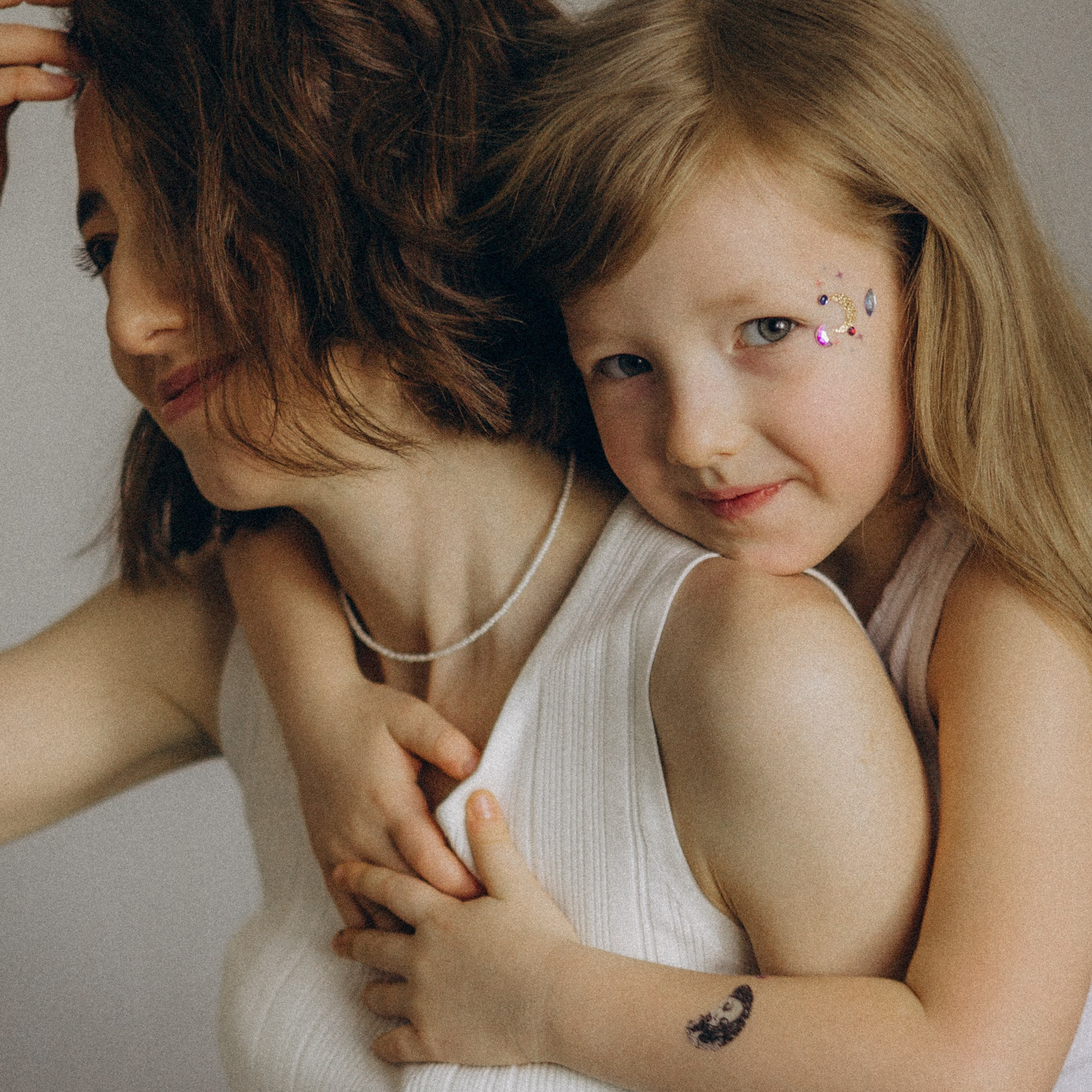 Алина и семья