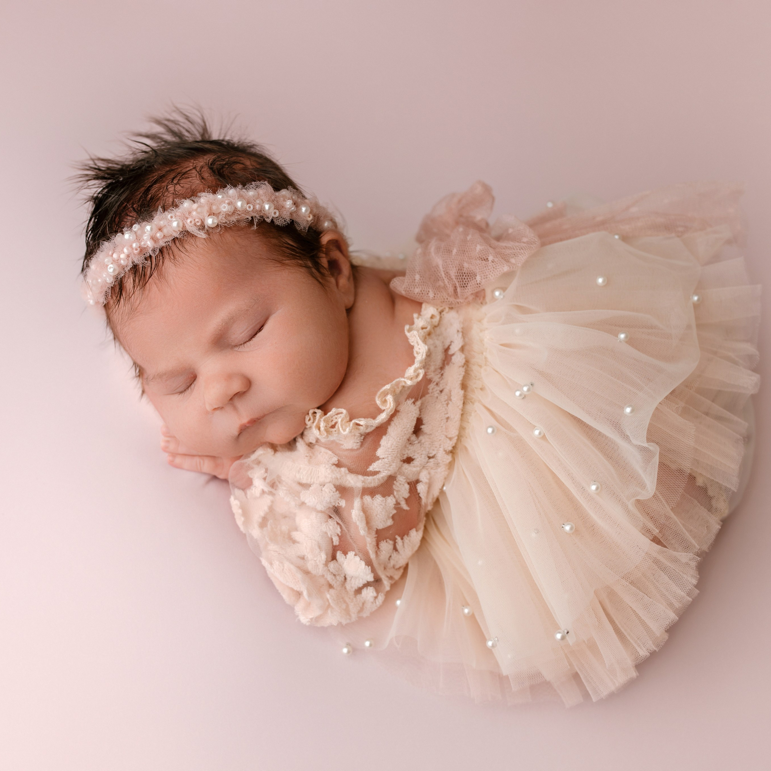 Образы из открытых съёмок. Профессиональный фотограф новорожденных в Воронеже Виктория Баева