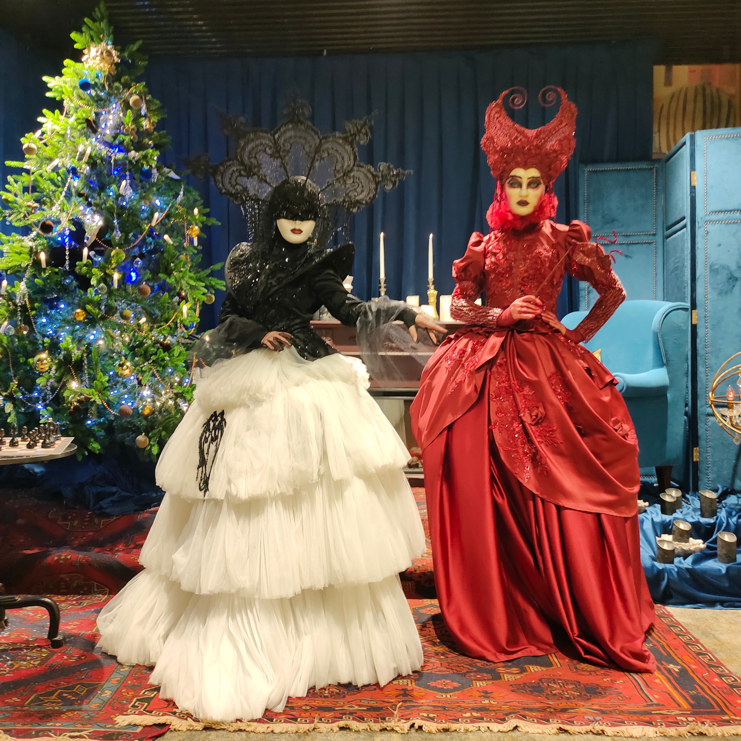 Рилс образа Бордо. Мимы и Ходулисты на встречу гостей. Москва