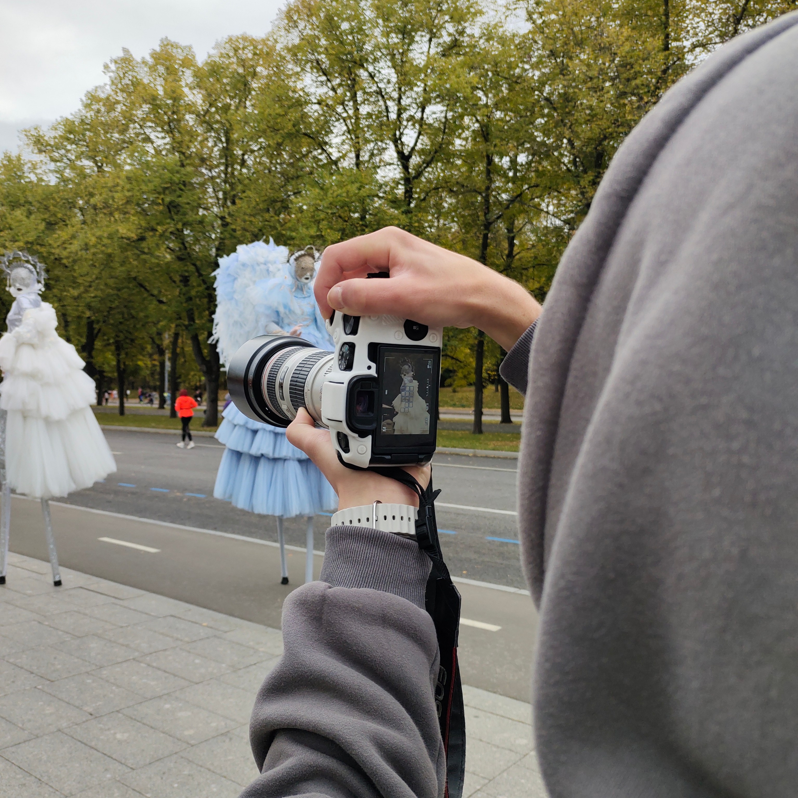 Персонаж Ворона на ходулях и мим. Мимы и Ходулисты на встречу гостей. Москва