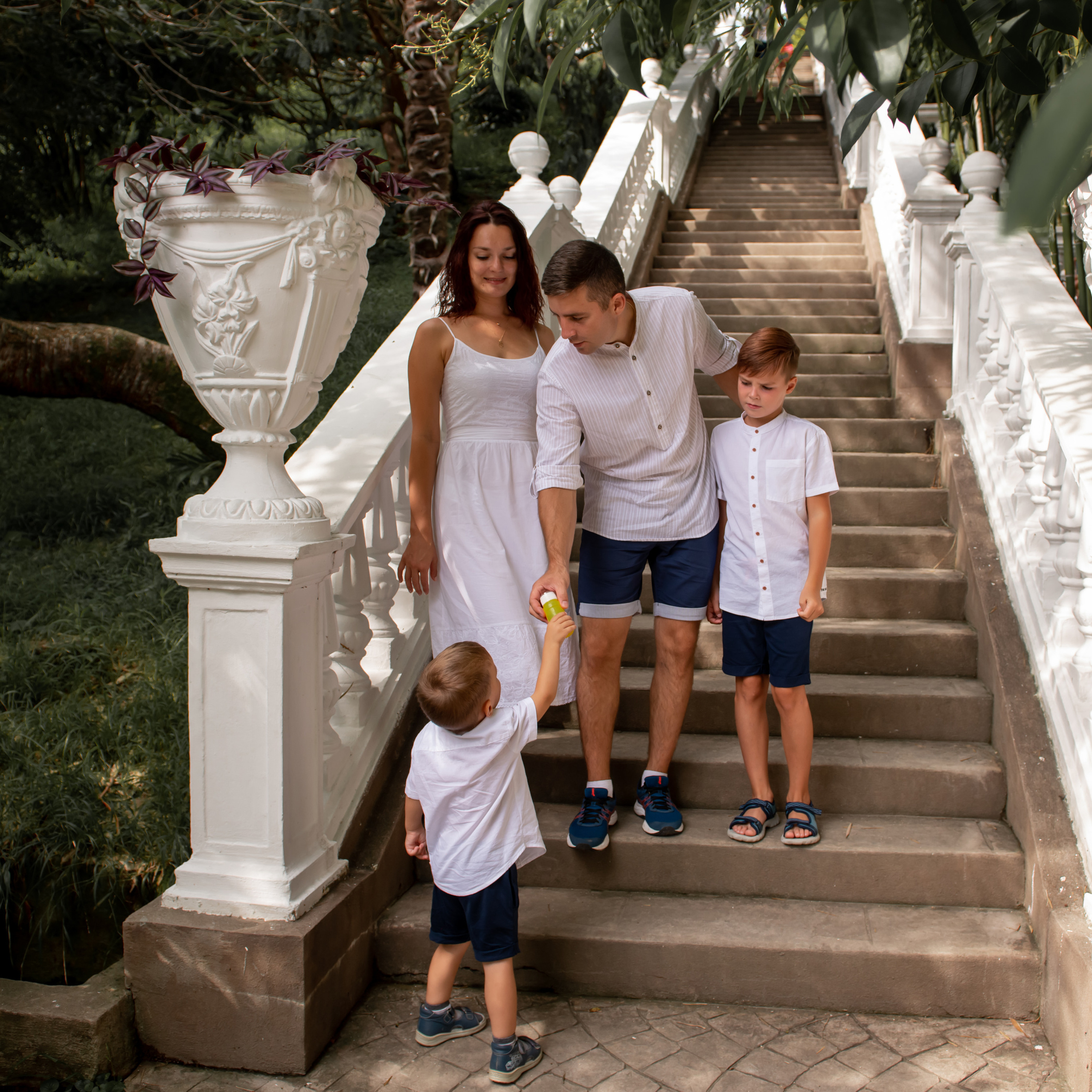 Яковлевы в Южных культурах