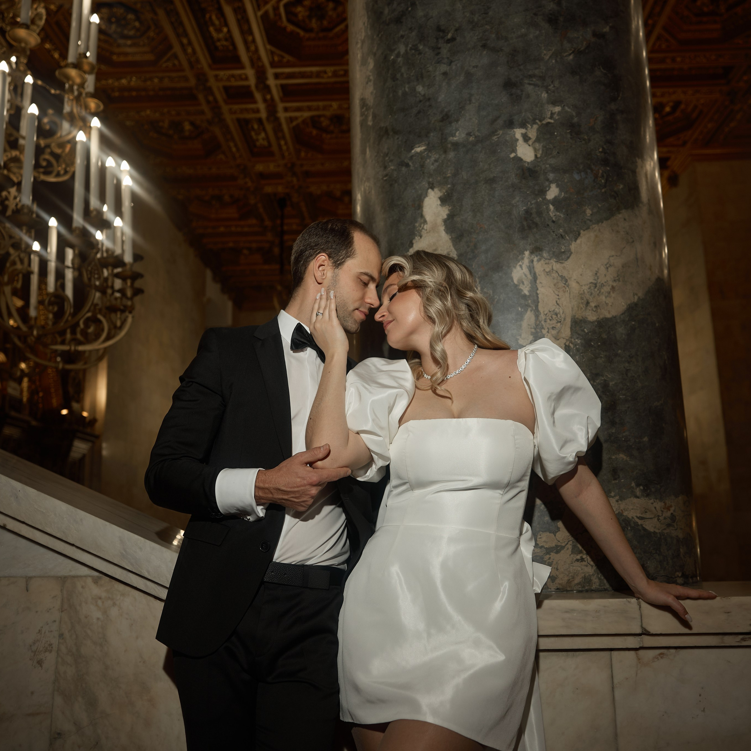 Kriss & Mary HILTON Leningradskaiya