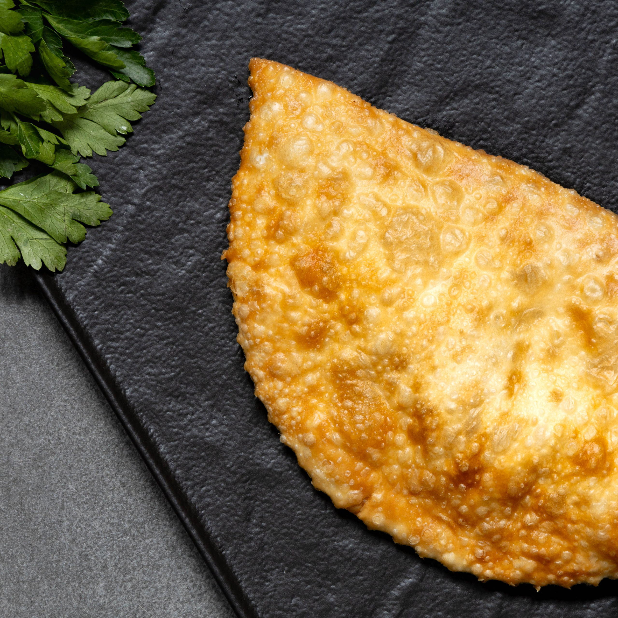 Блюда Чебуреки и Манты