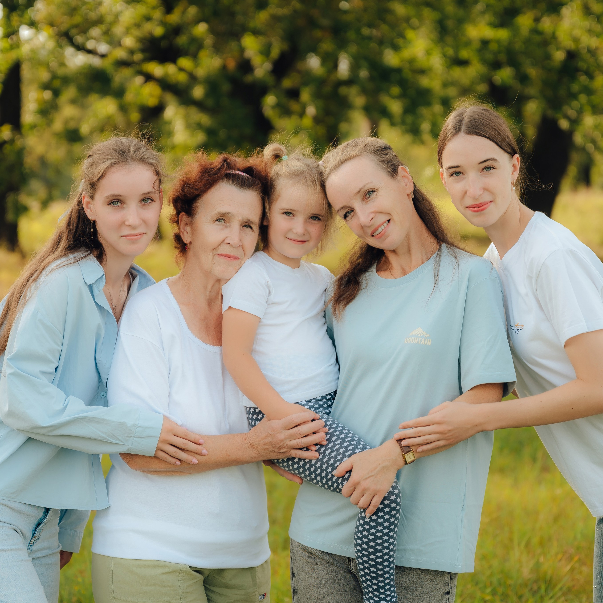 все вместе <3