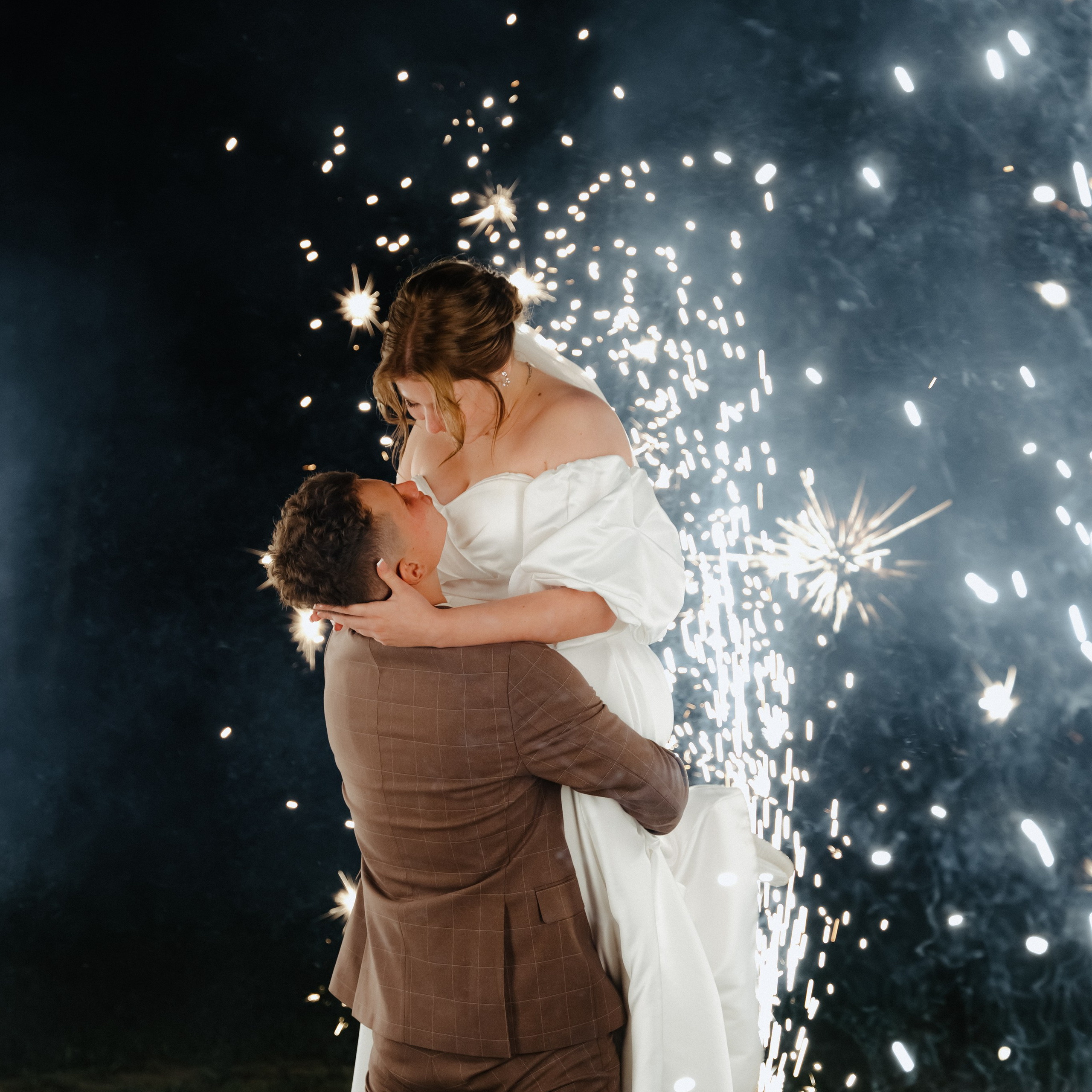 Отзывы. Свадебный и портретный фотограф в Тюмени Женя Черемнова