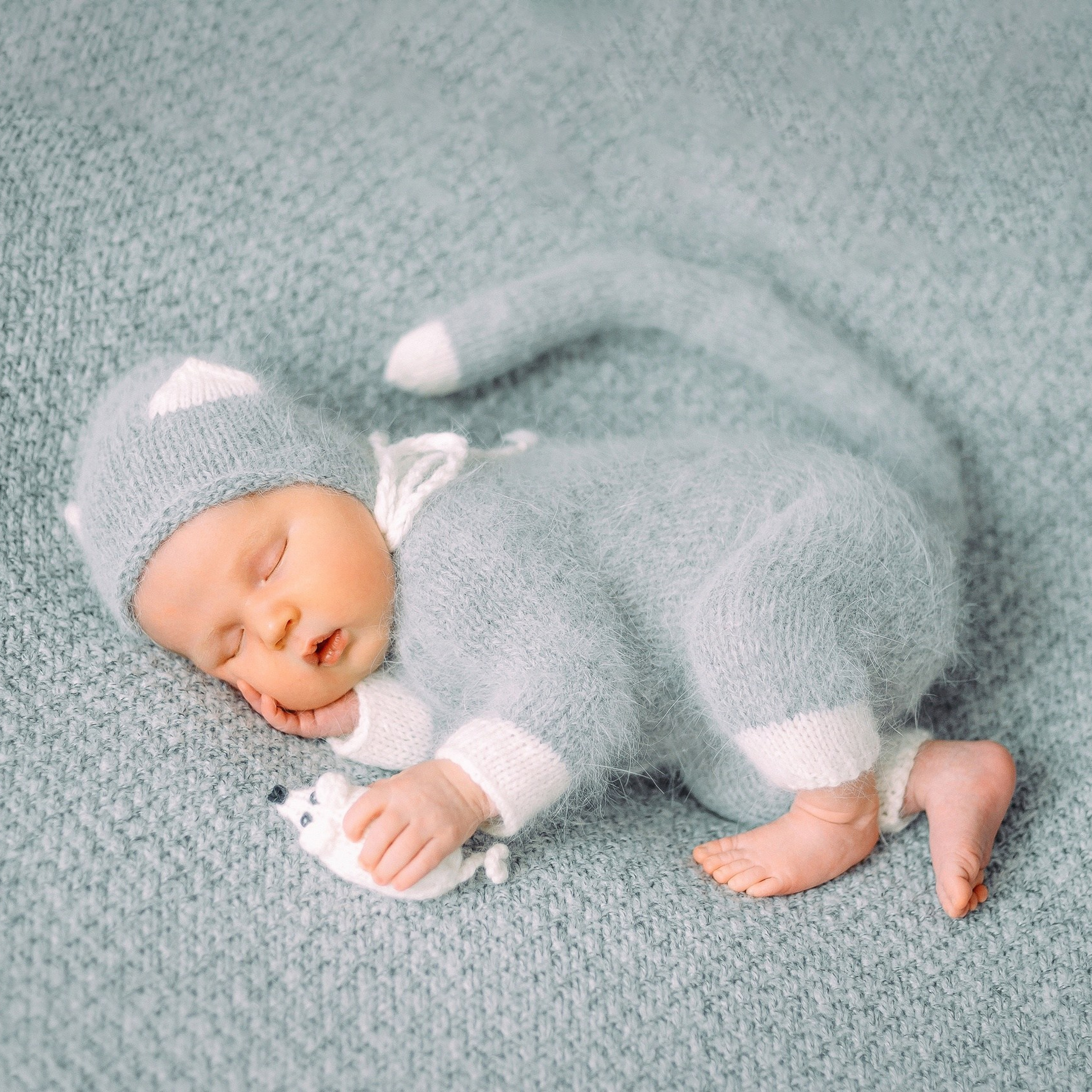 Артём, 24 дня