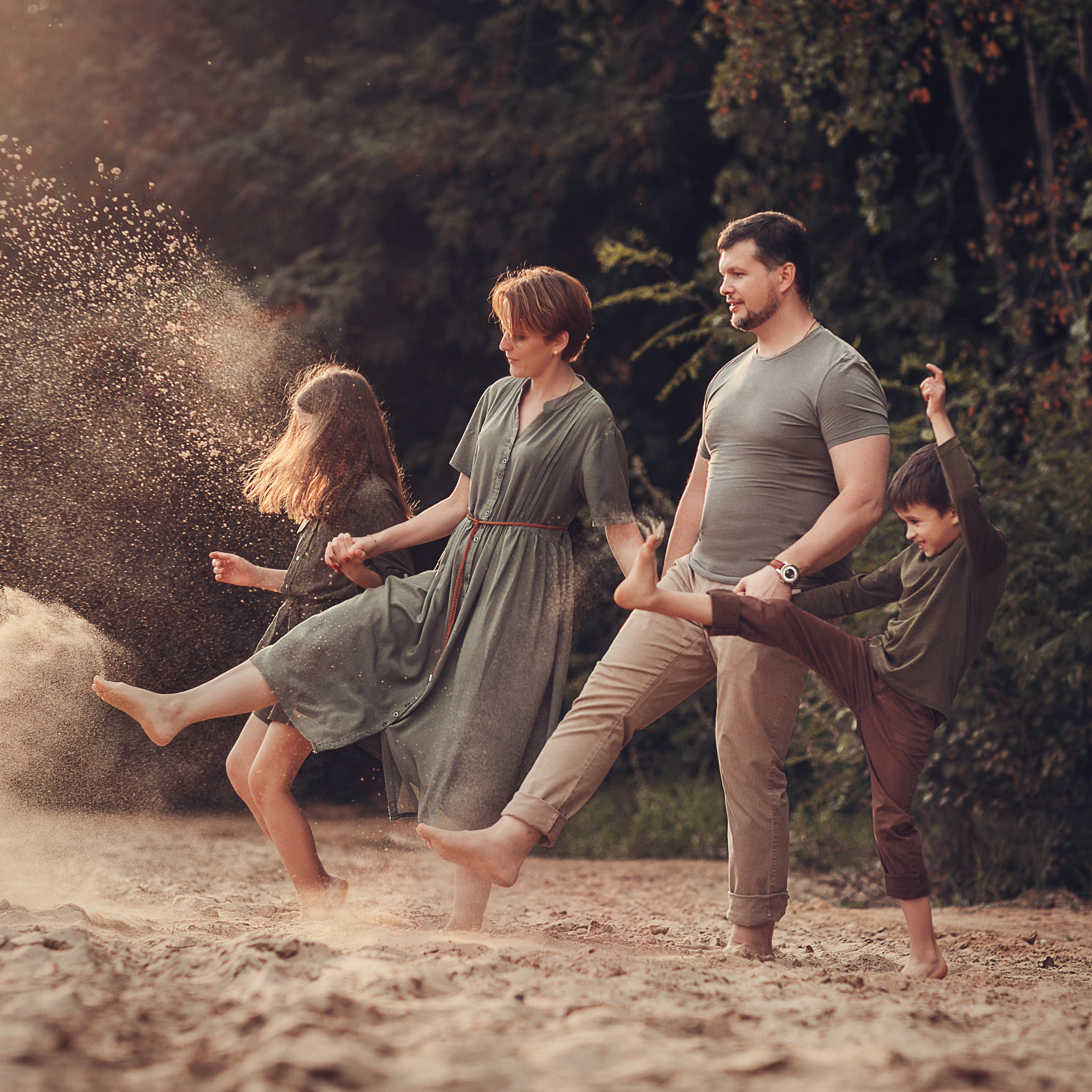 Света, Сергей, Настя и Коля