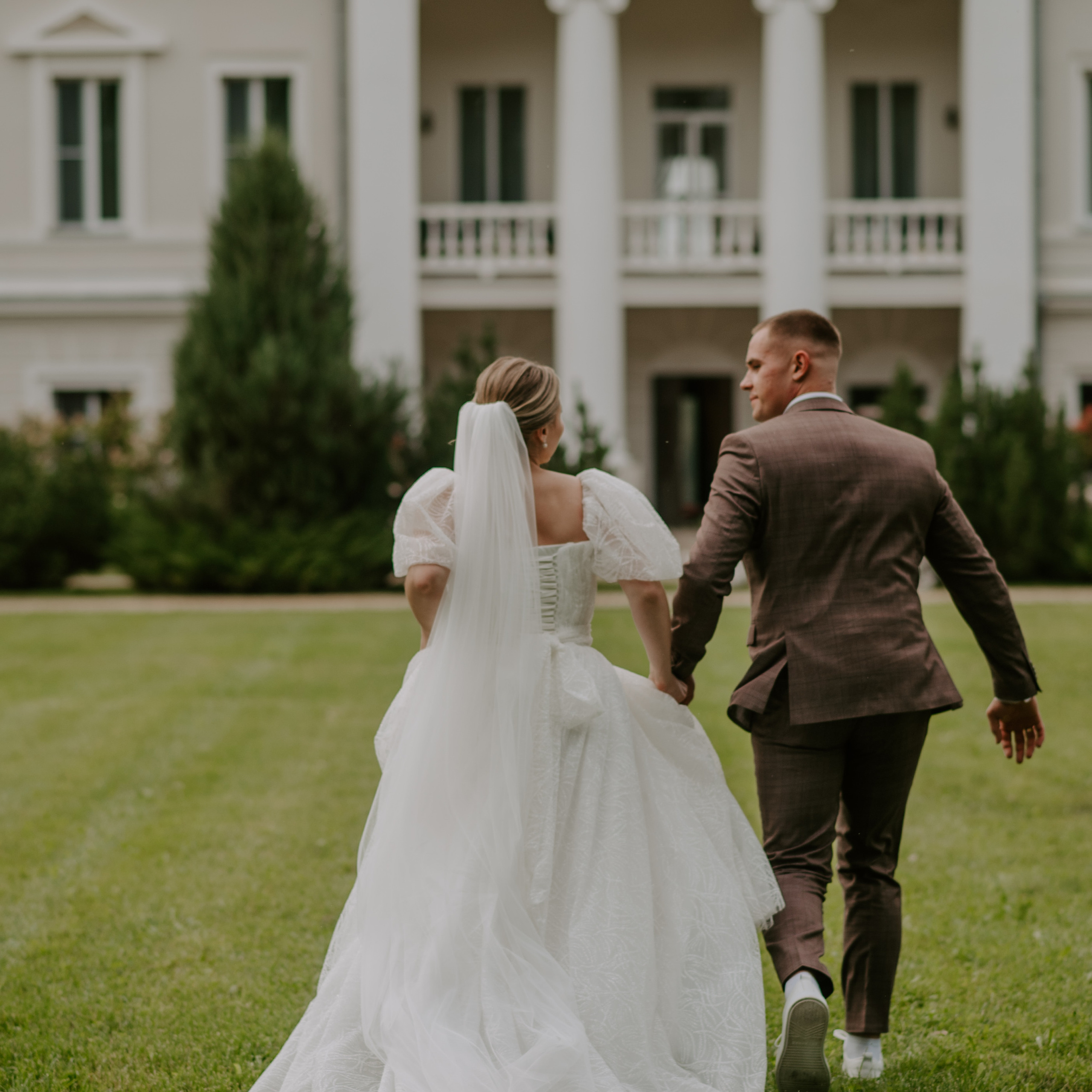 Отзывы о фотографе. Свадебный, репортажный и семейный фотограф в Москве Арина Зак