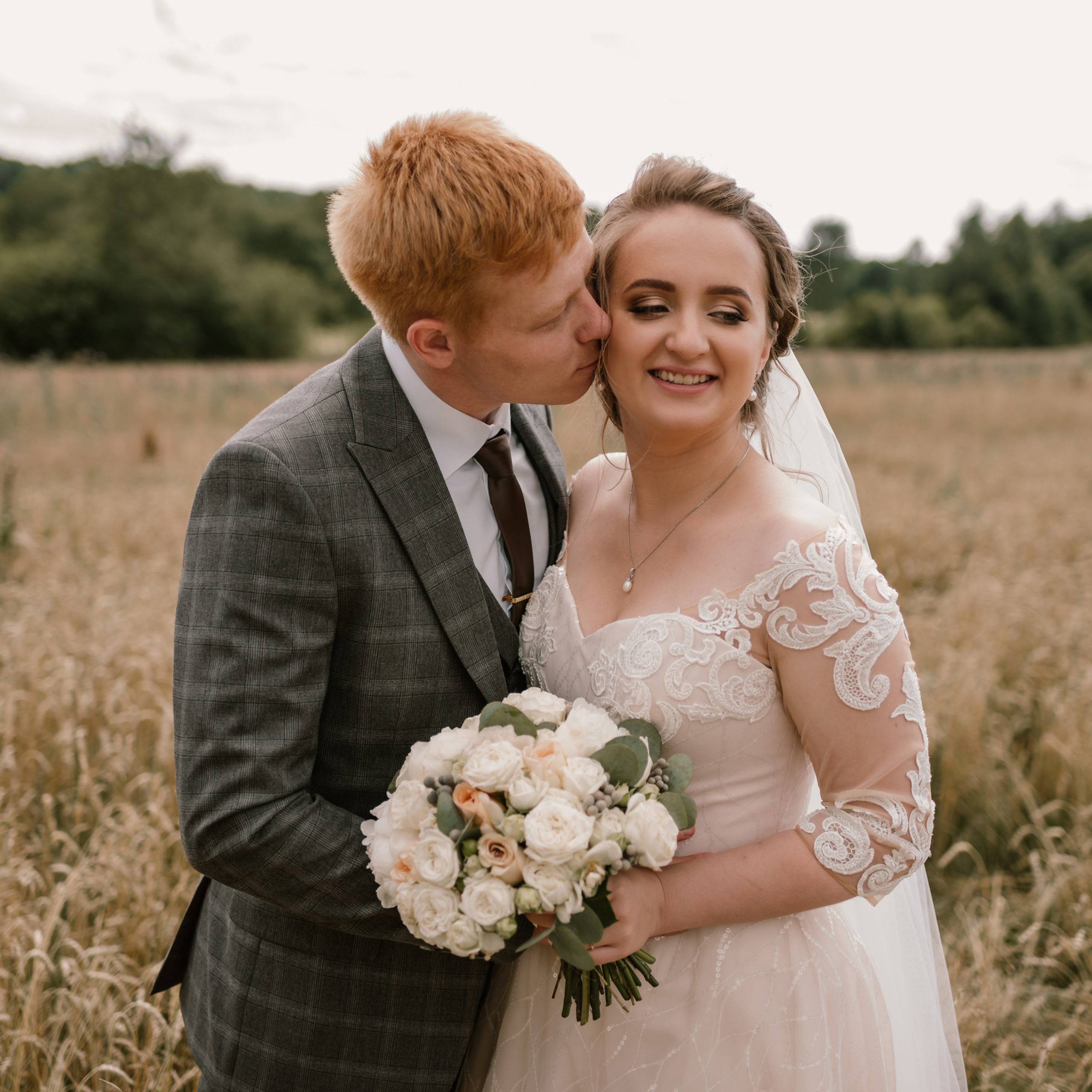 Отзывы о фотографе. Свадебный, репортажный и семейный фотограф в Москве Арина Зак