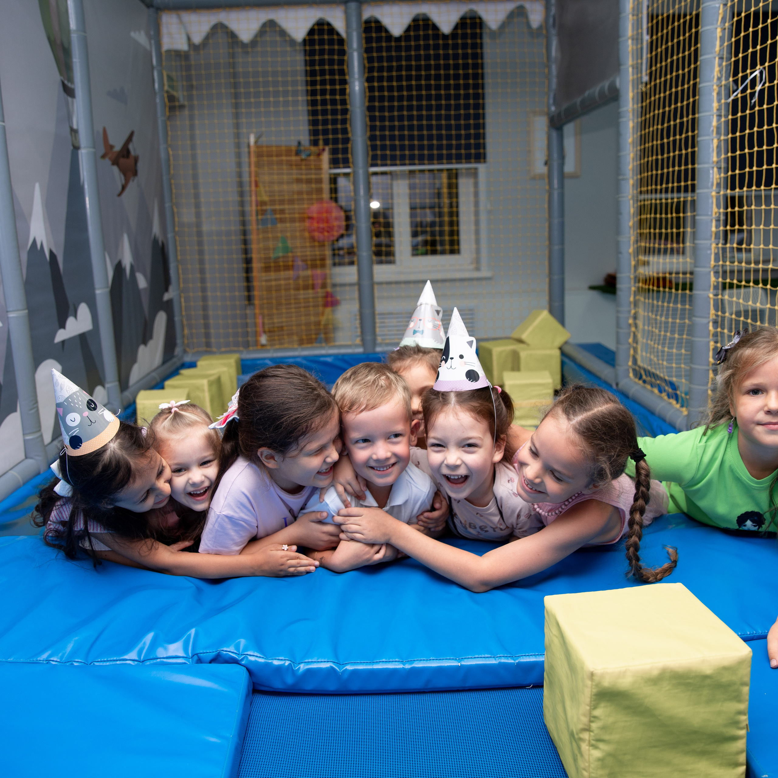 Отзывы. Выпускные школьные фото­альбомы для школ и детских садов в Волгограде и Волжском