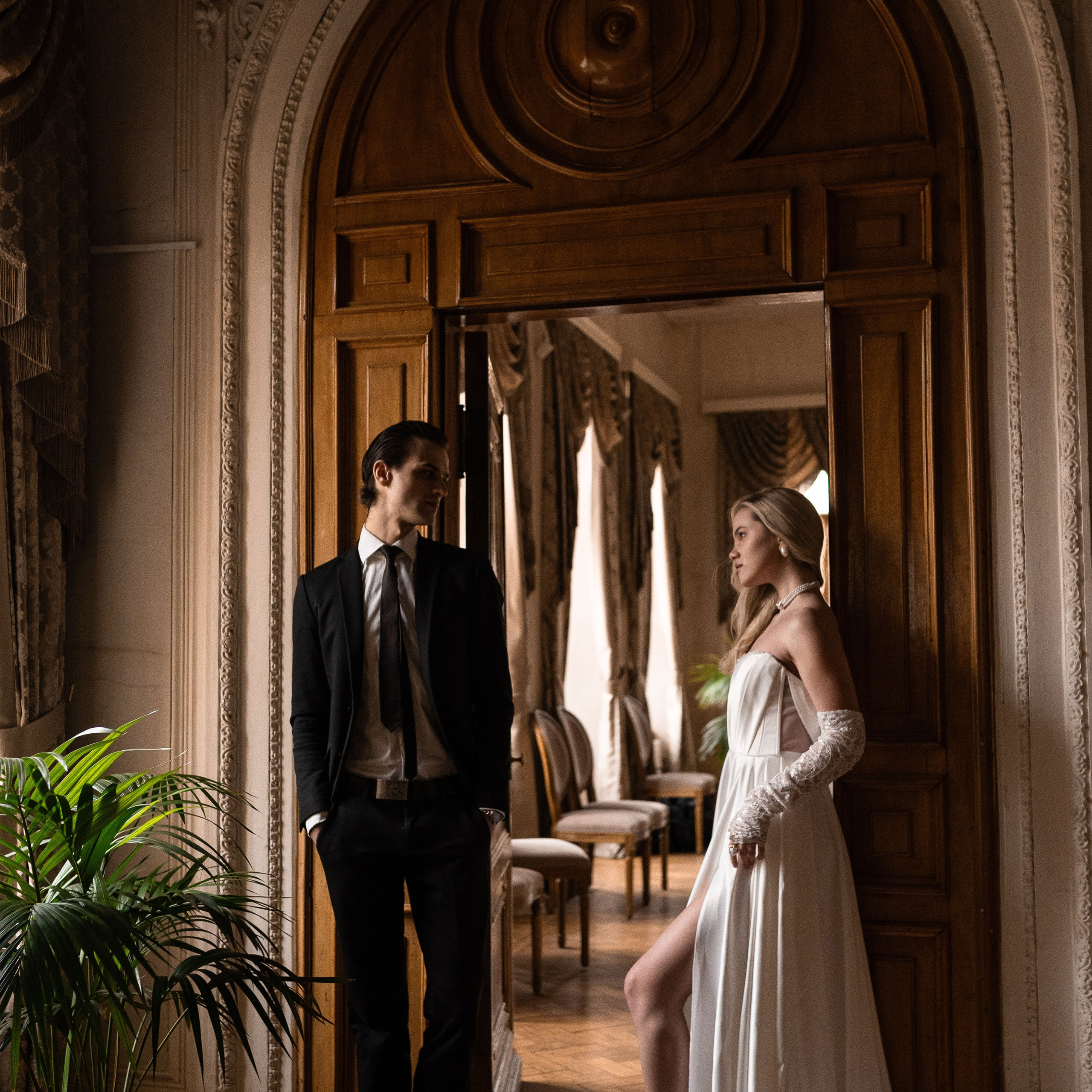 Алина и&nbsp;Иоанн, Пушкинская библиотека