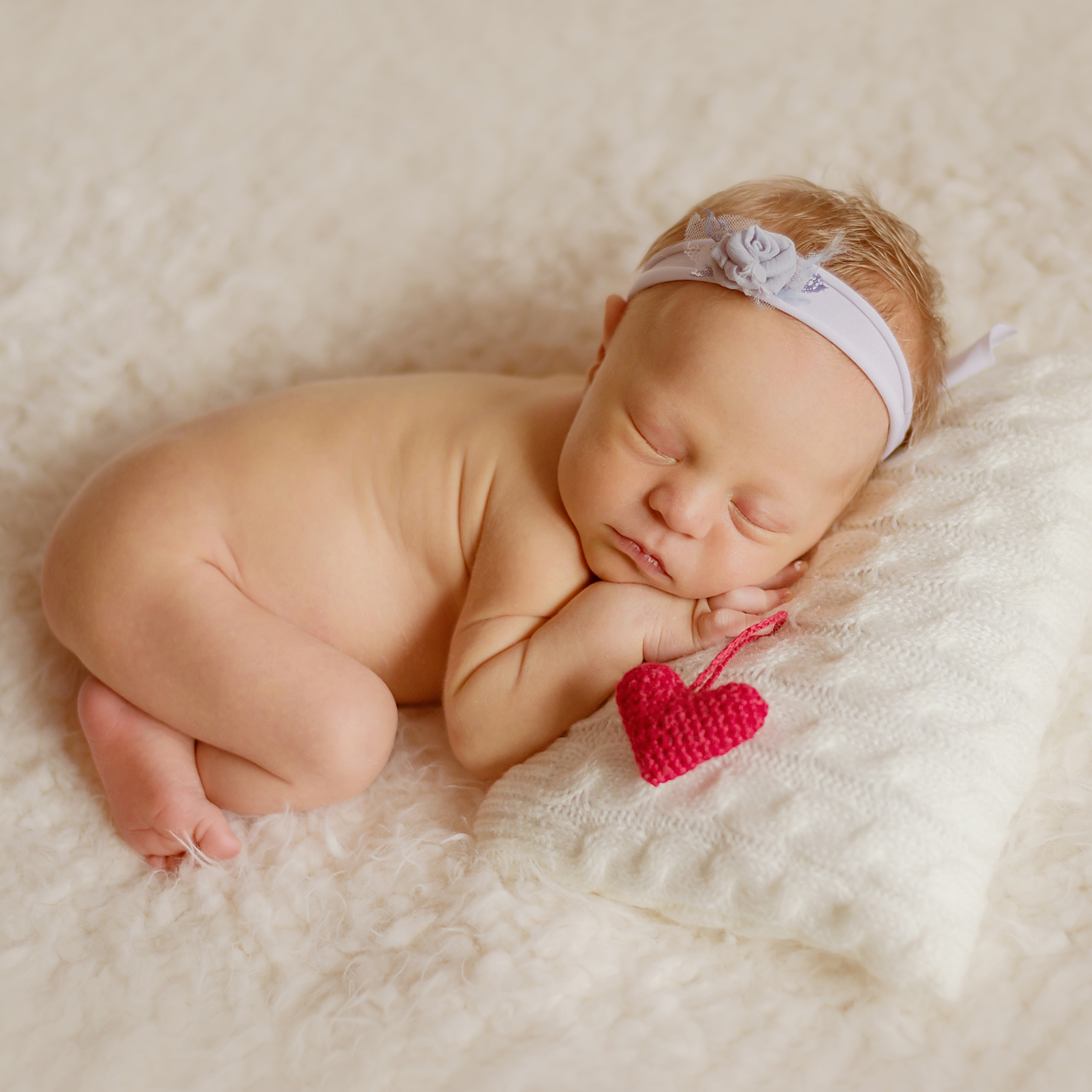 Анечка 6 дней