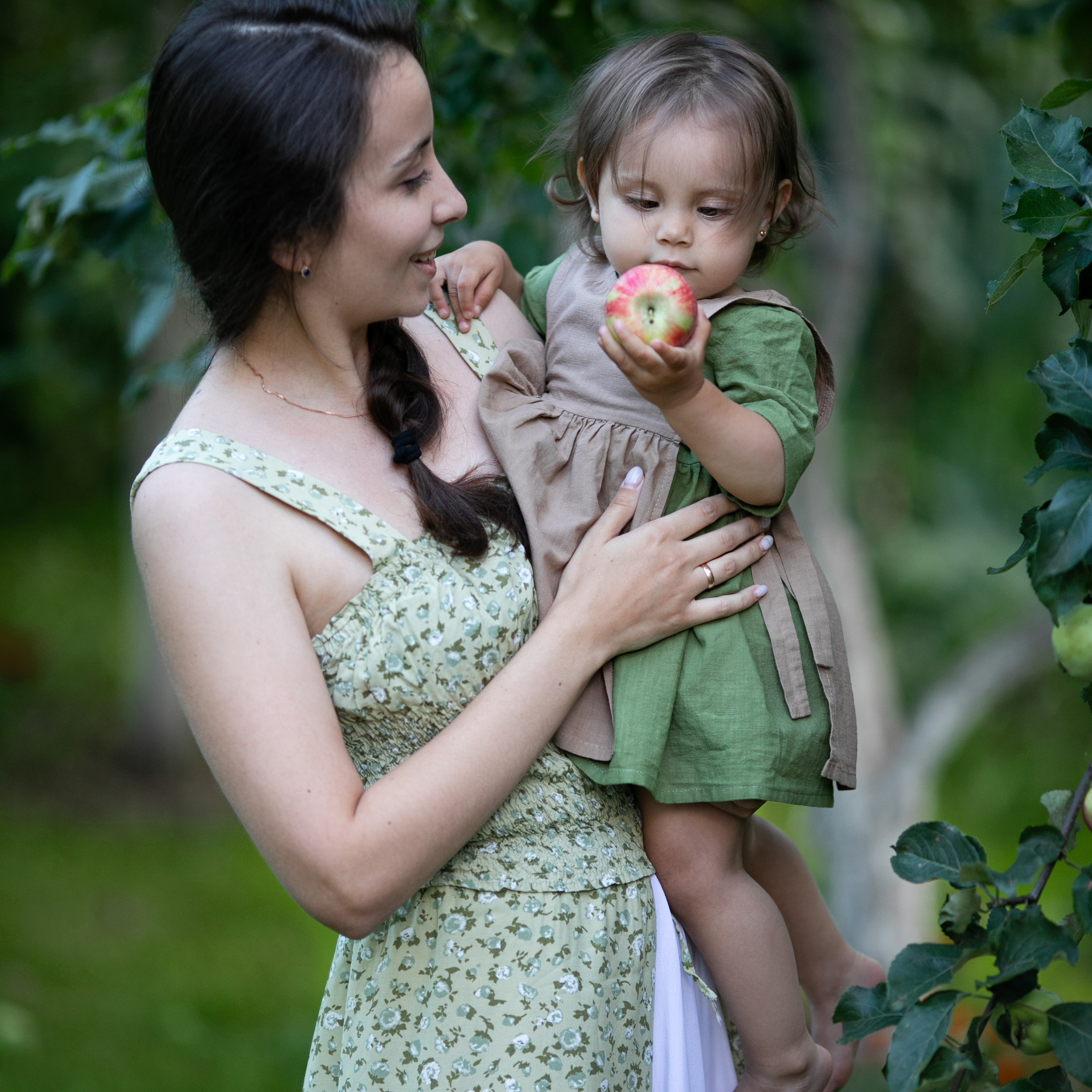 Аня и Дашенька