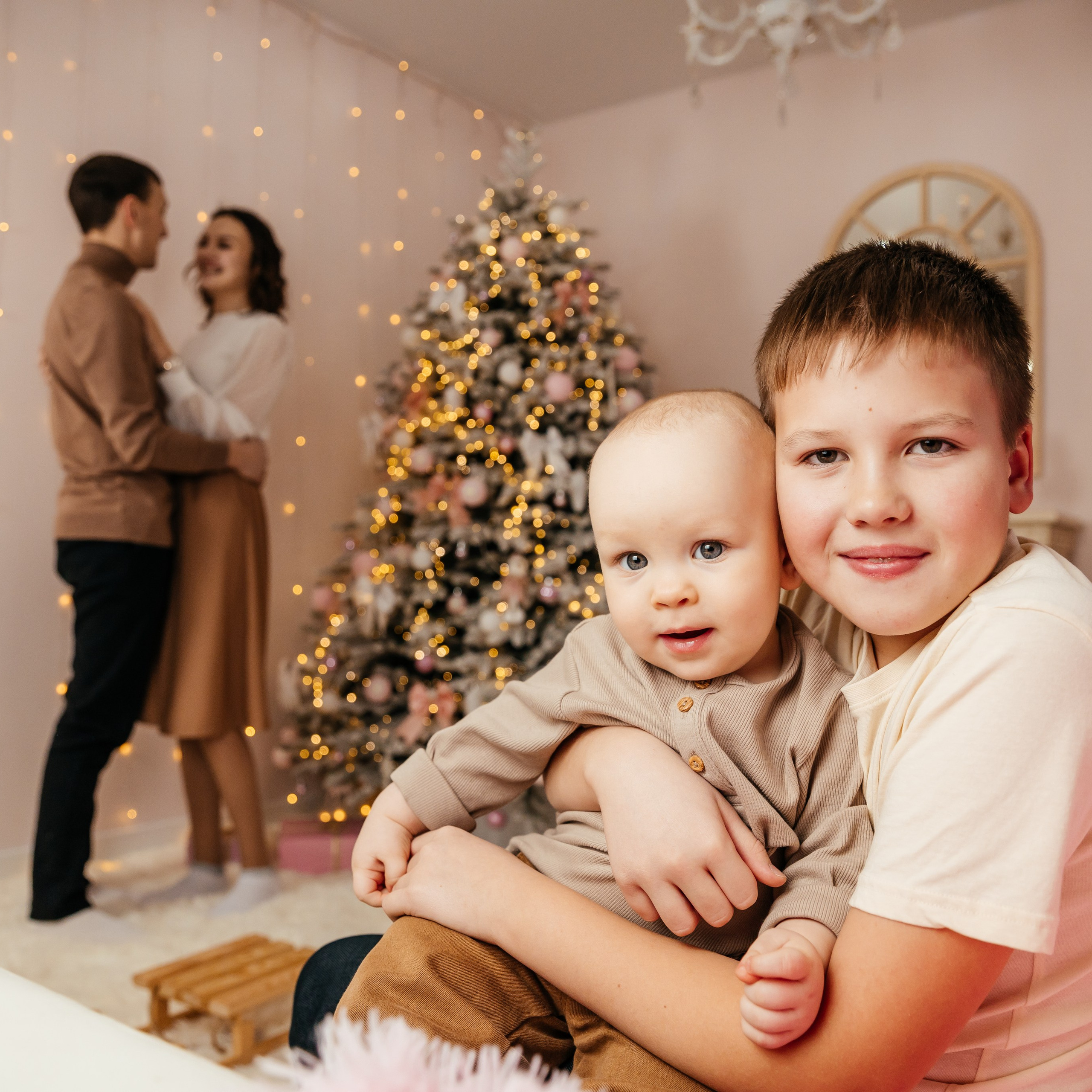 Семья Ивановых. Фотозона в Утане