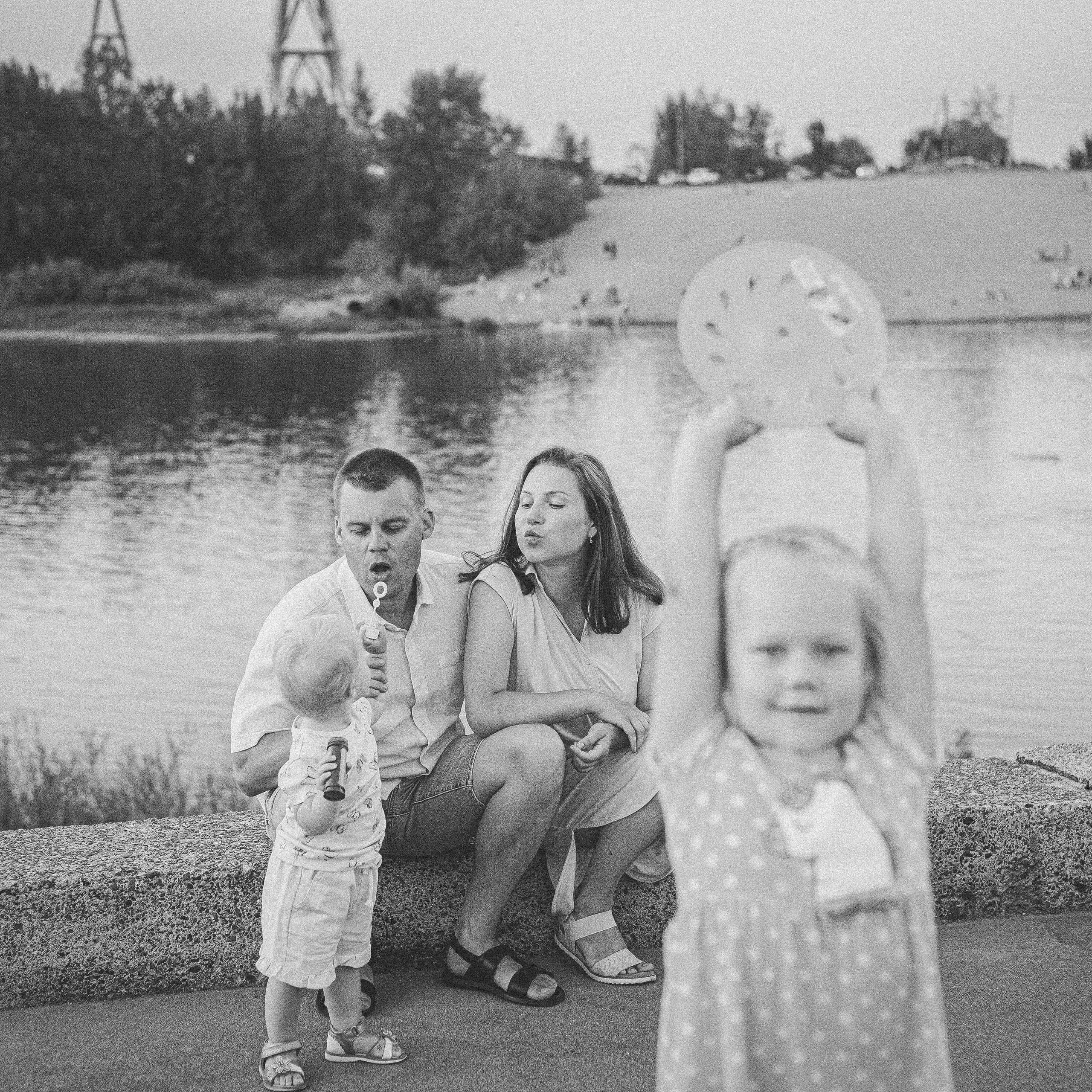 Семья Галкиных на Гребном канале