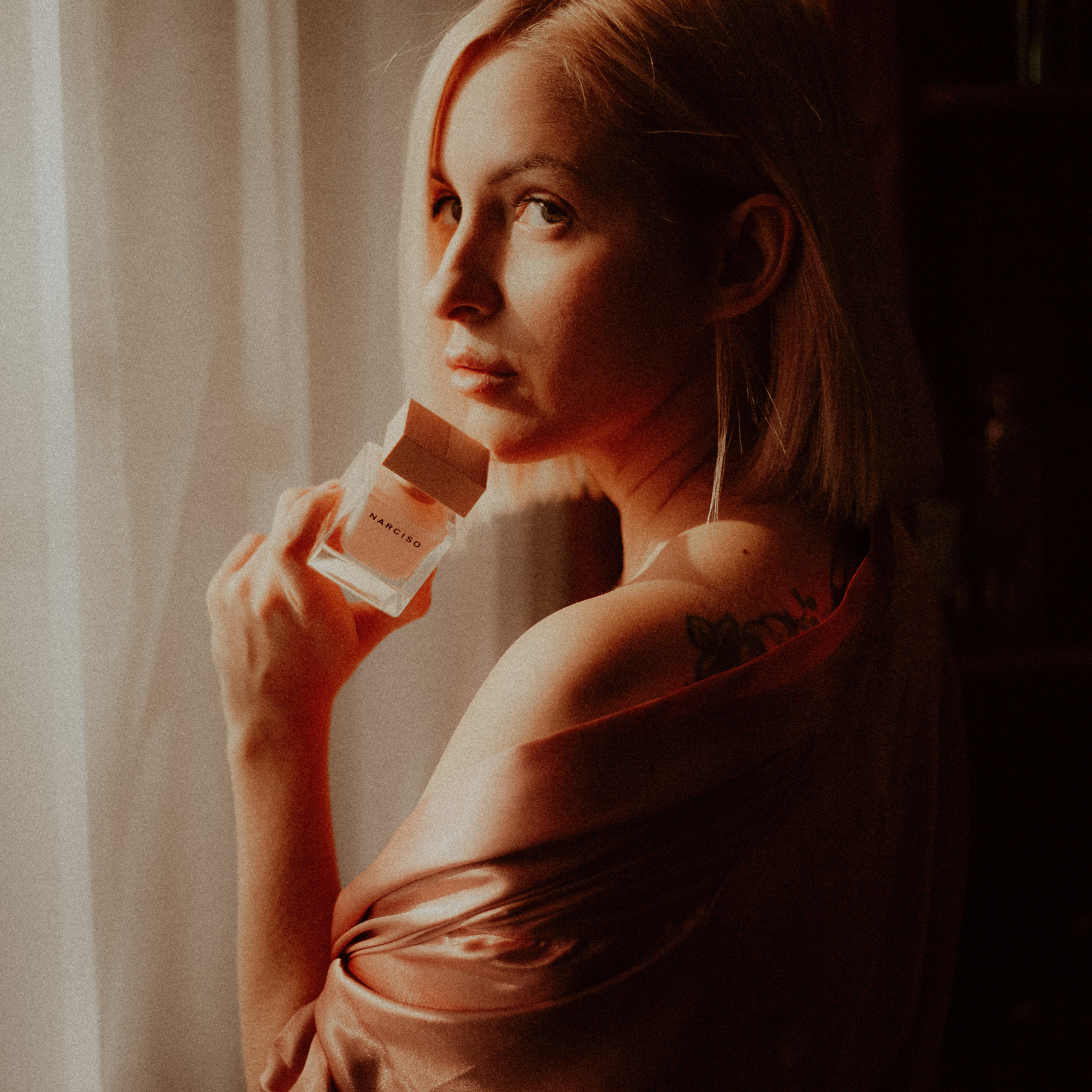 Маргарита, духи и кот