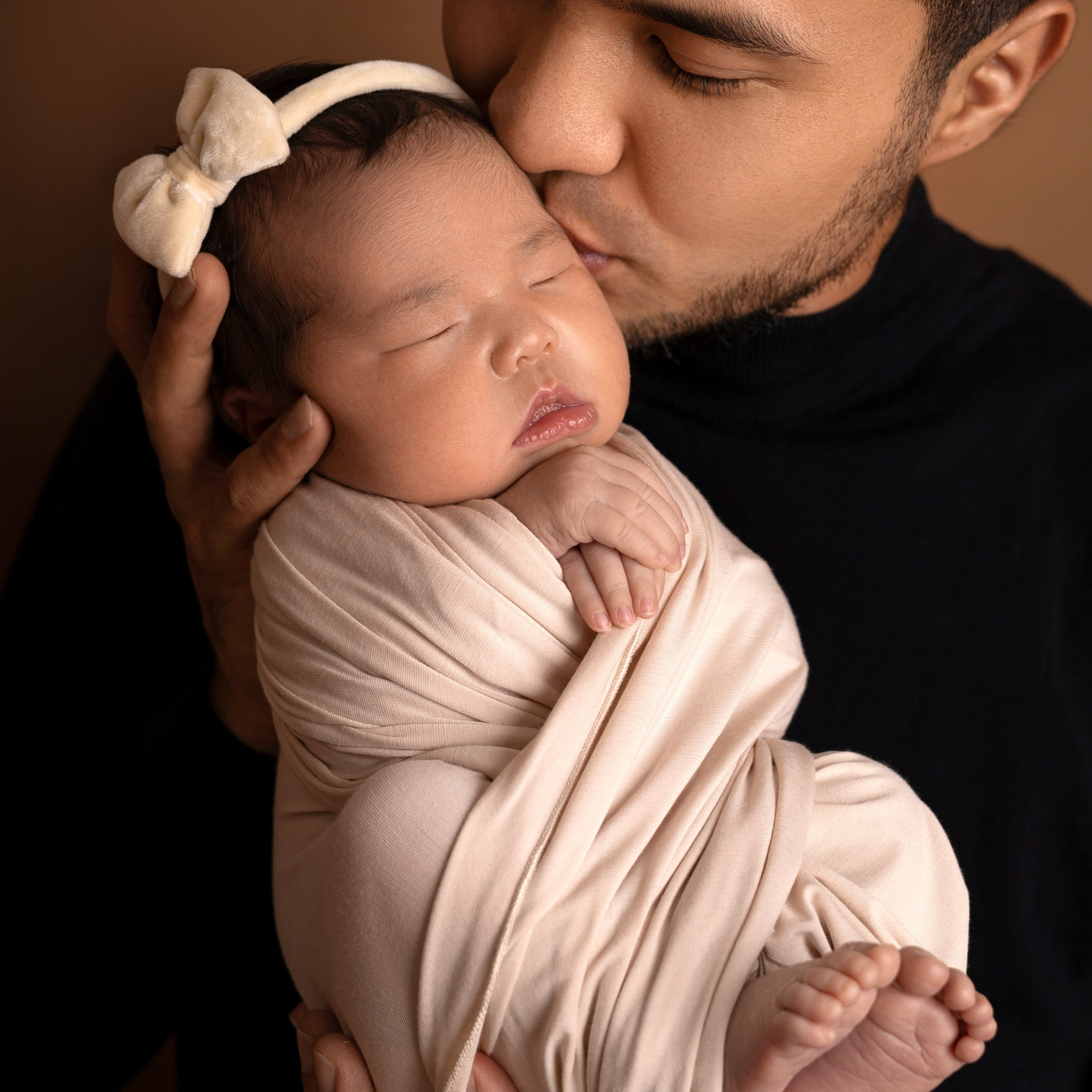 Фотограф Новорожденных в городе Шымкент