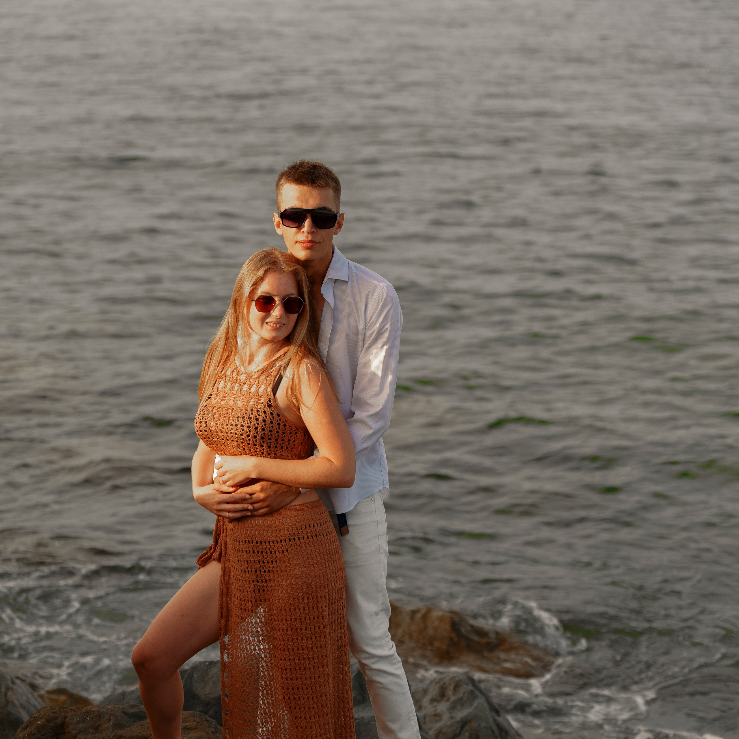 Рассвет на морском берегу