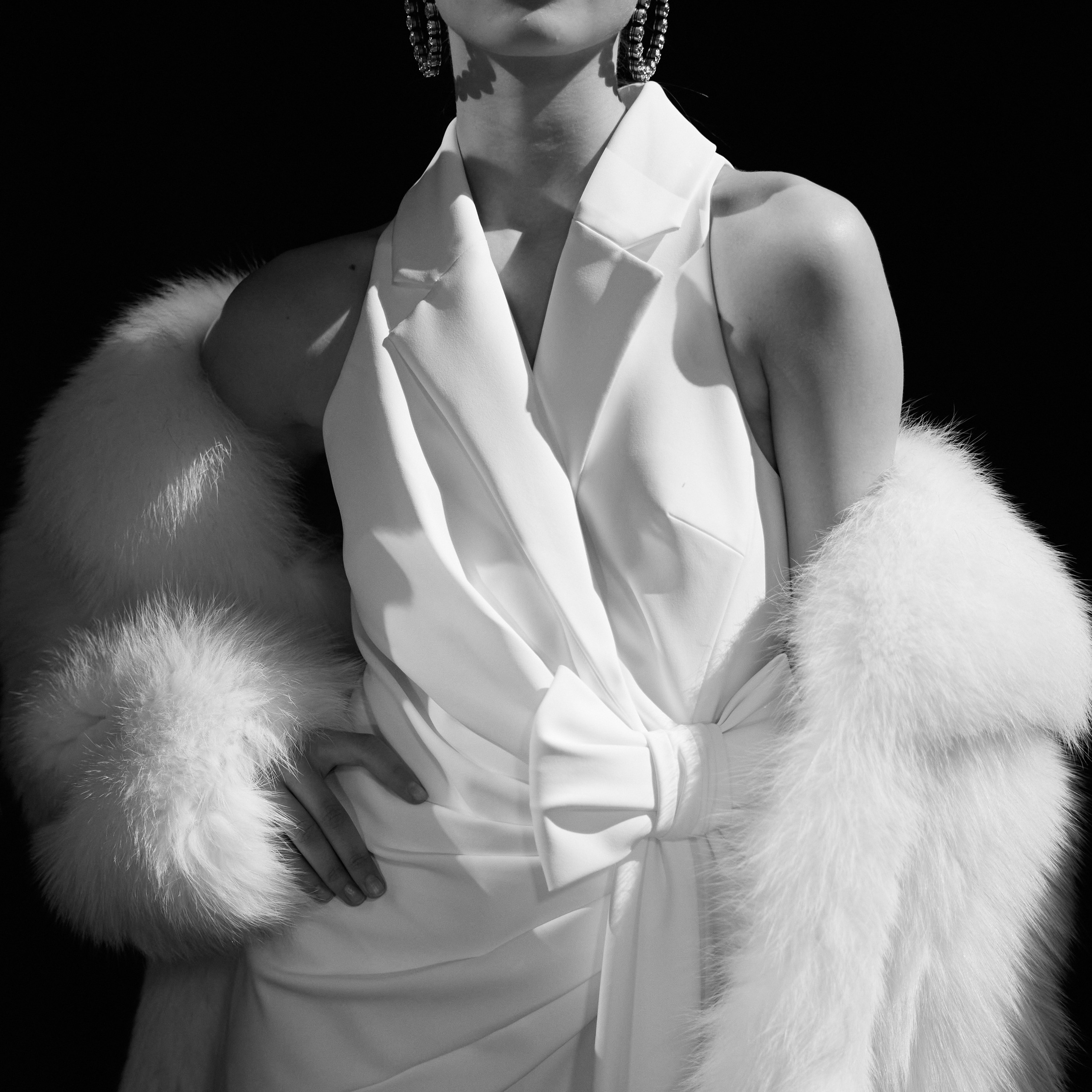 BACKSTAGE FASHION SHOW FOR MERCURY