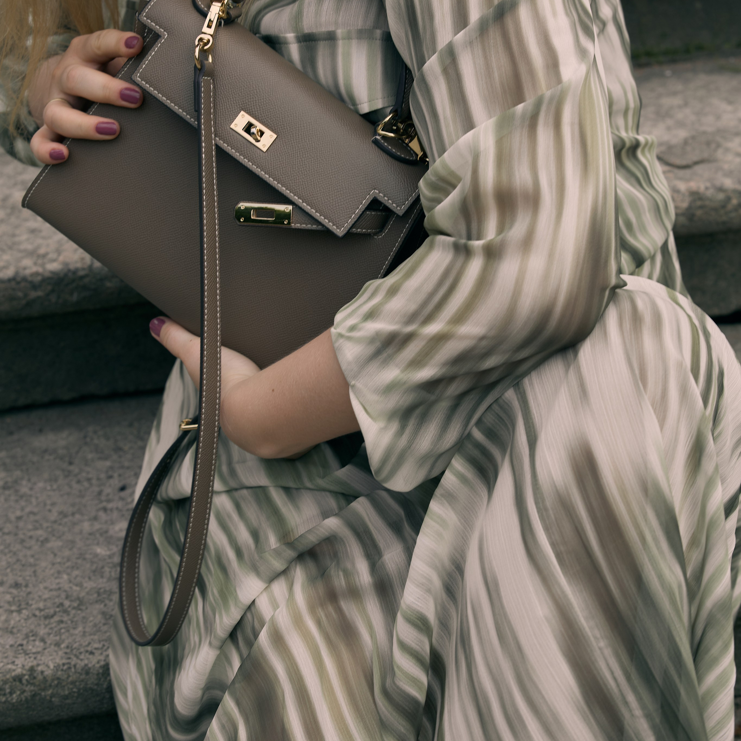 Александра. Ступеньки