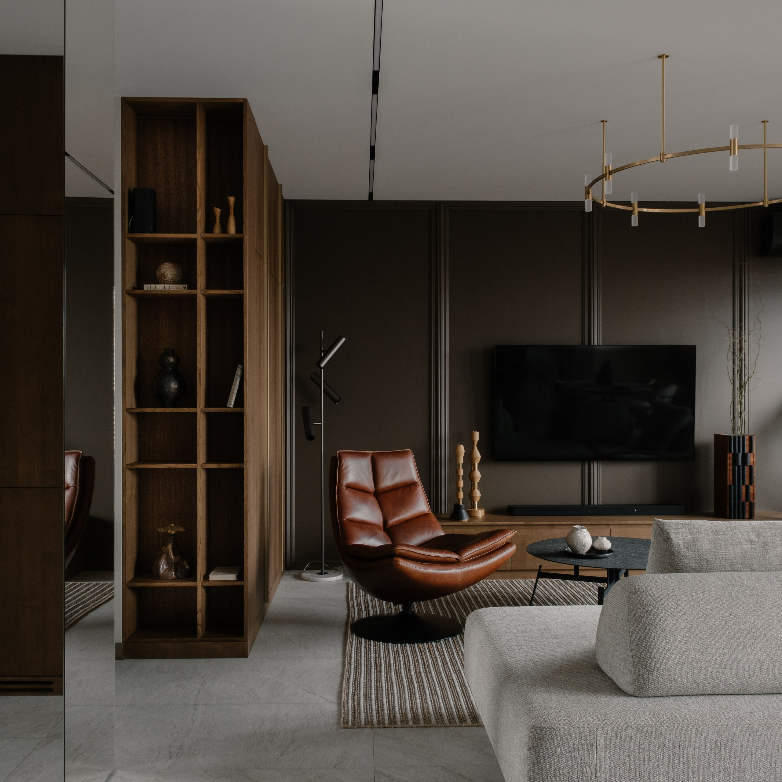 Private Apartment by Anna Shestopalova