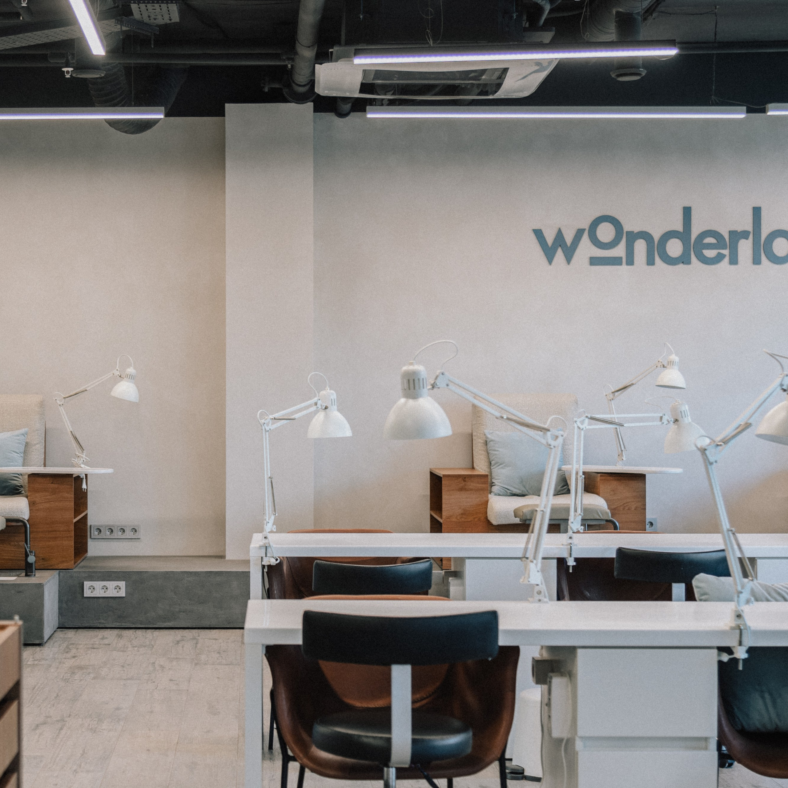 Wonderlab by Elena Sosnitskaya