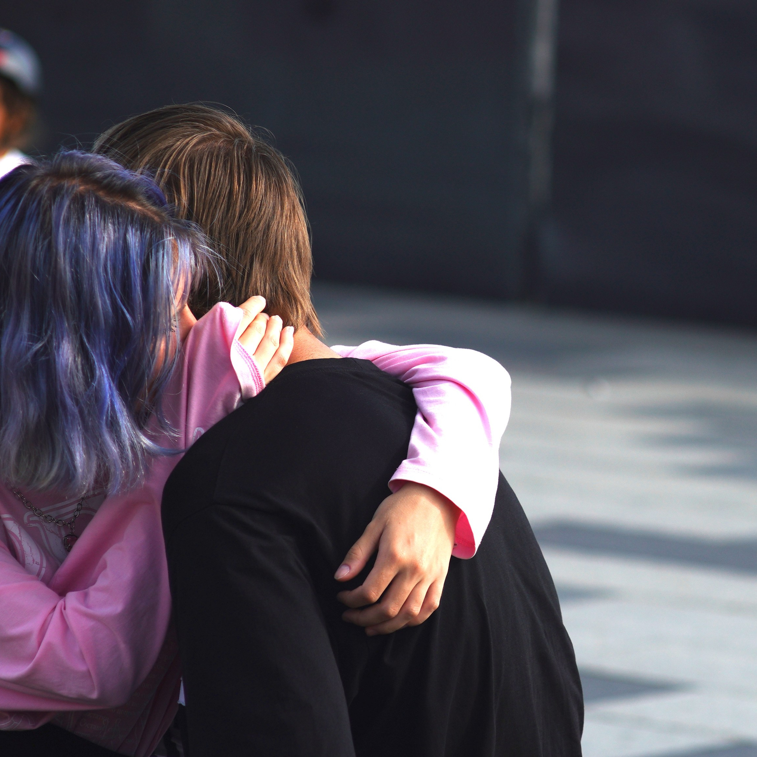 Синие локоны и тёплые объятия