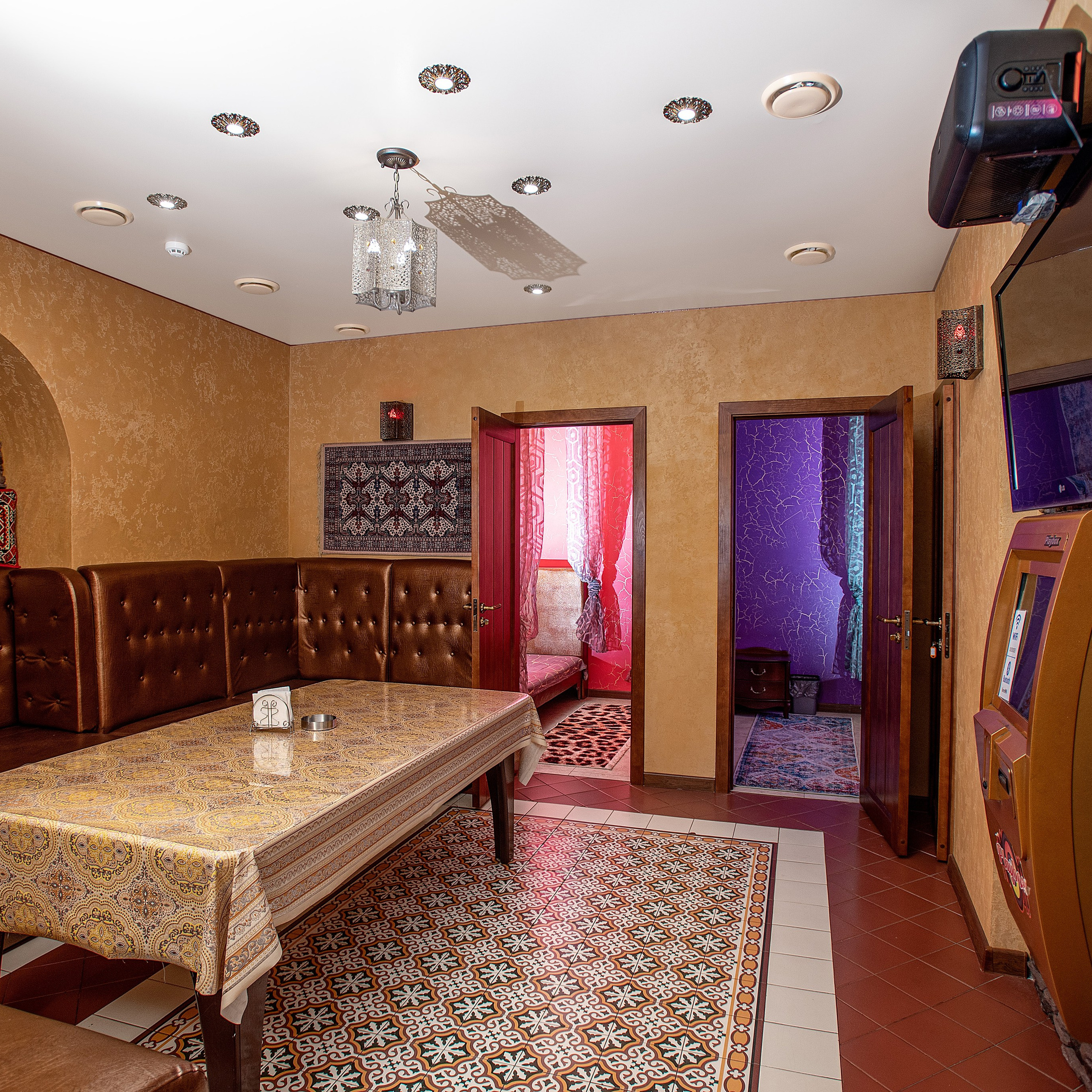 Восточный Зал