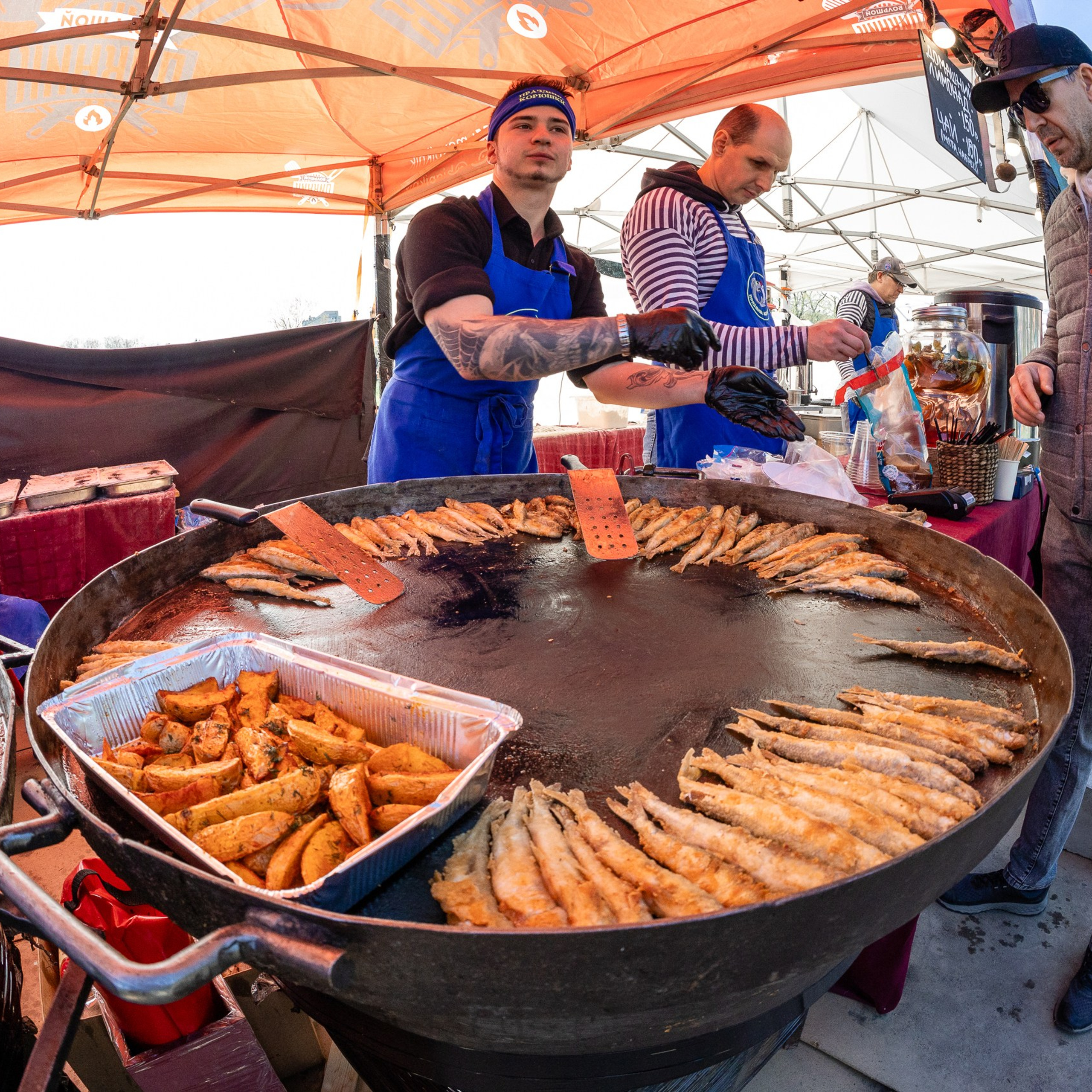 Фестиваль корюшки в Санкт-Петербурге